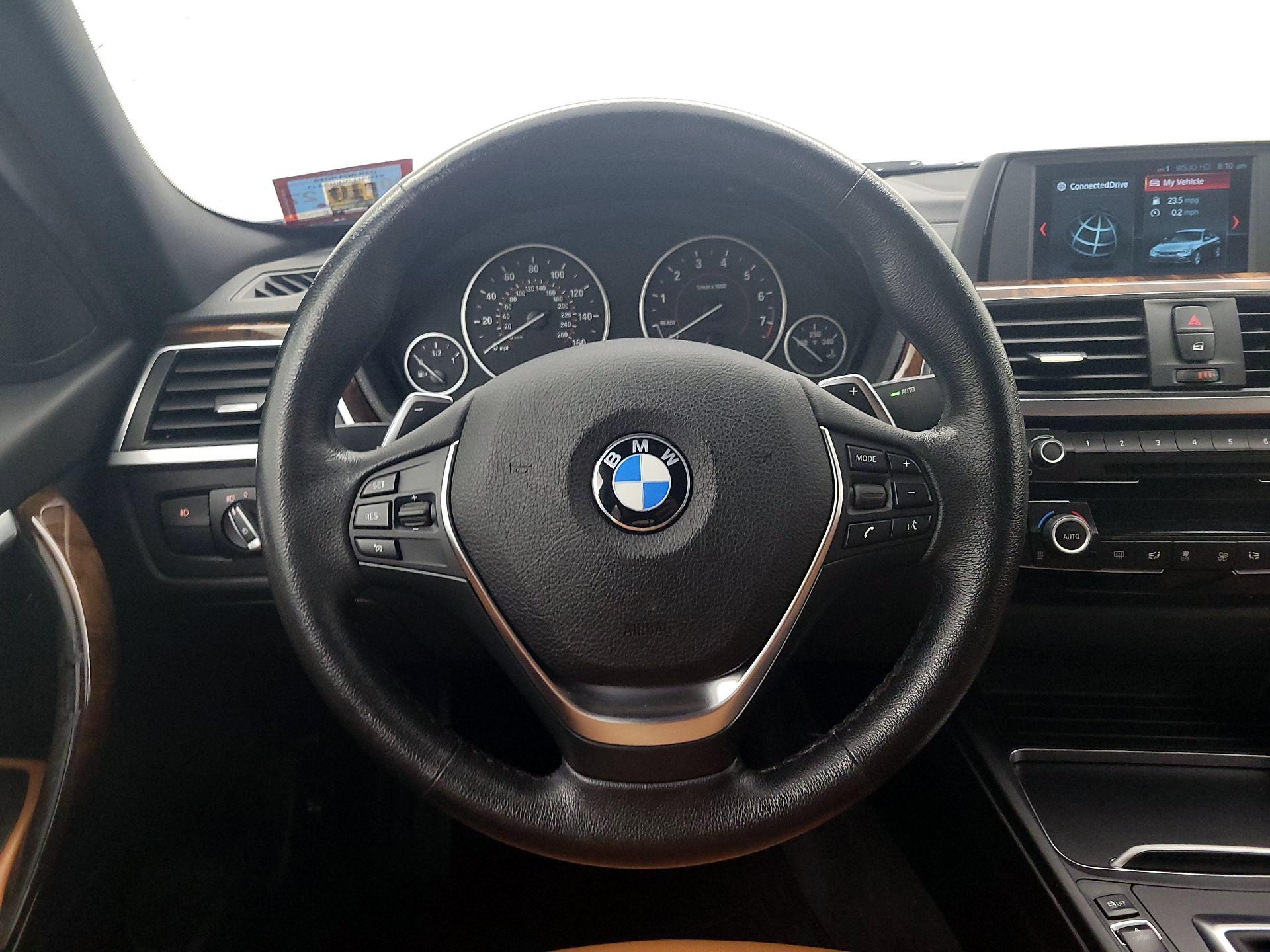 Thumbnail: 2018 BMW 3 Series - 10