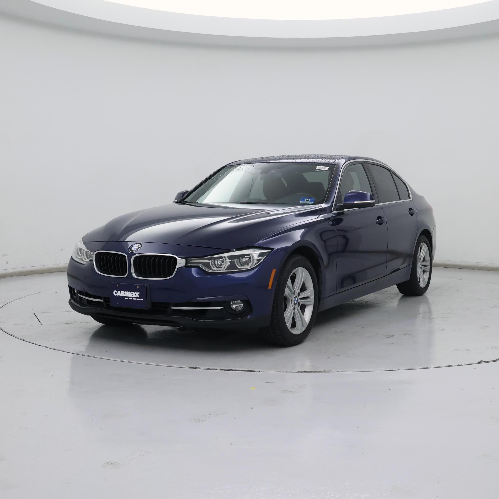 Thumbnail: 2018 BMW 3 Series - 4