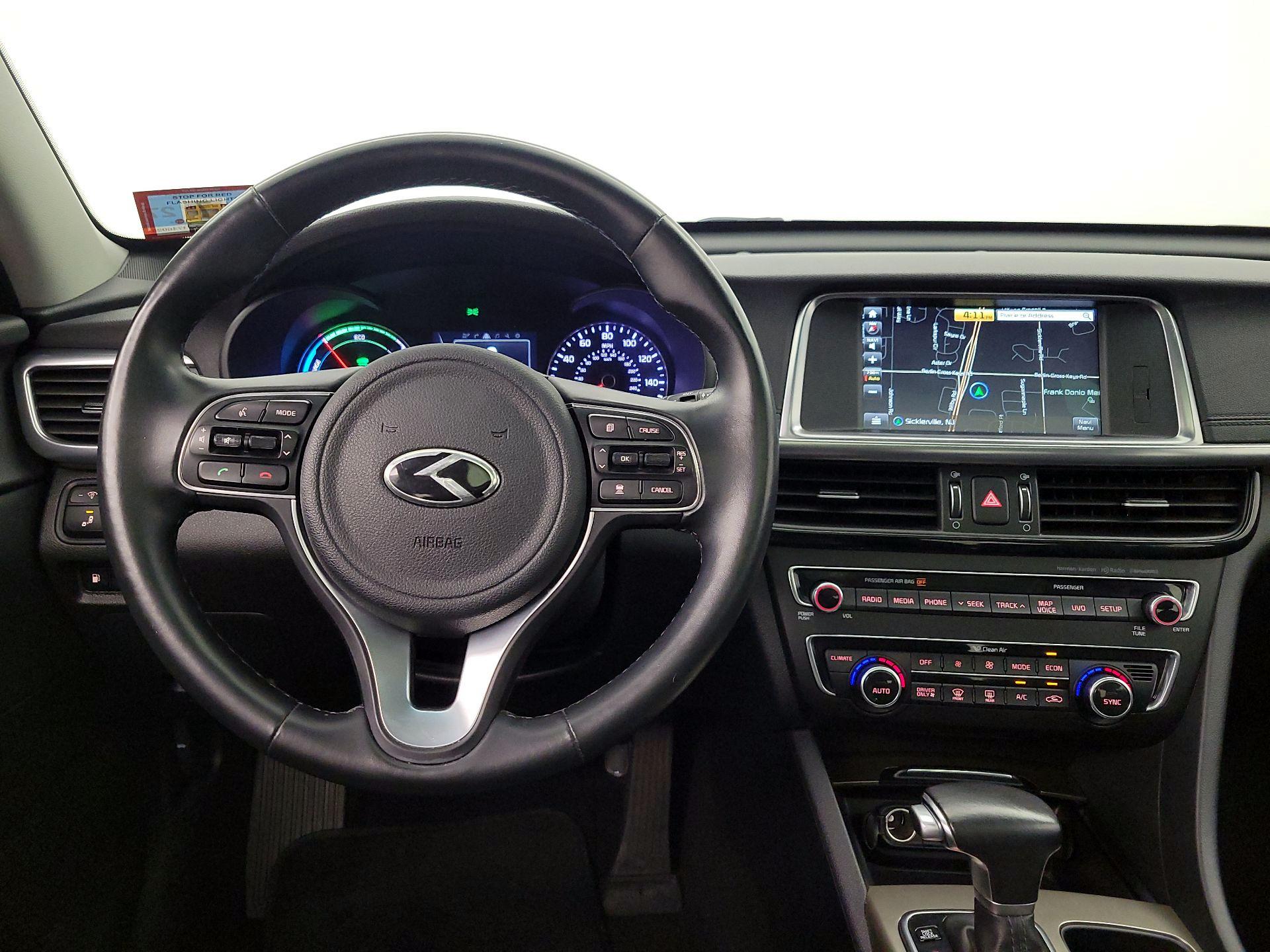 Thumbnail: 2017 Kia Optima - 10