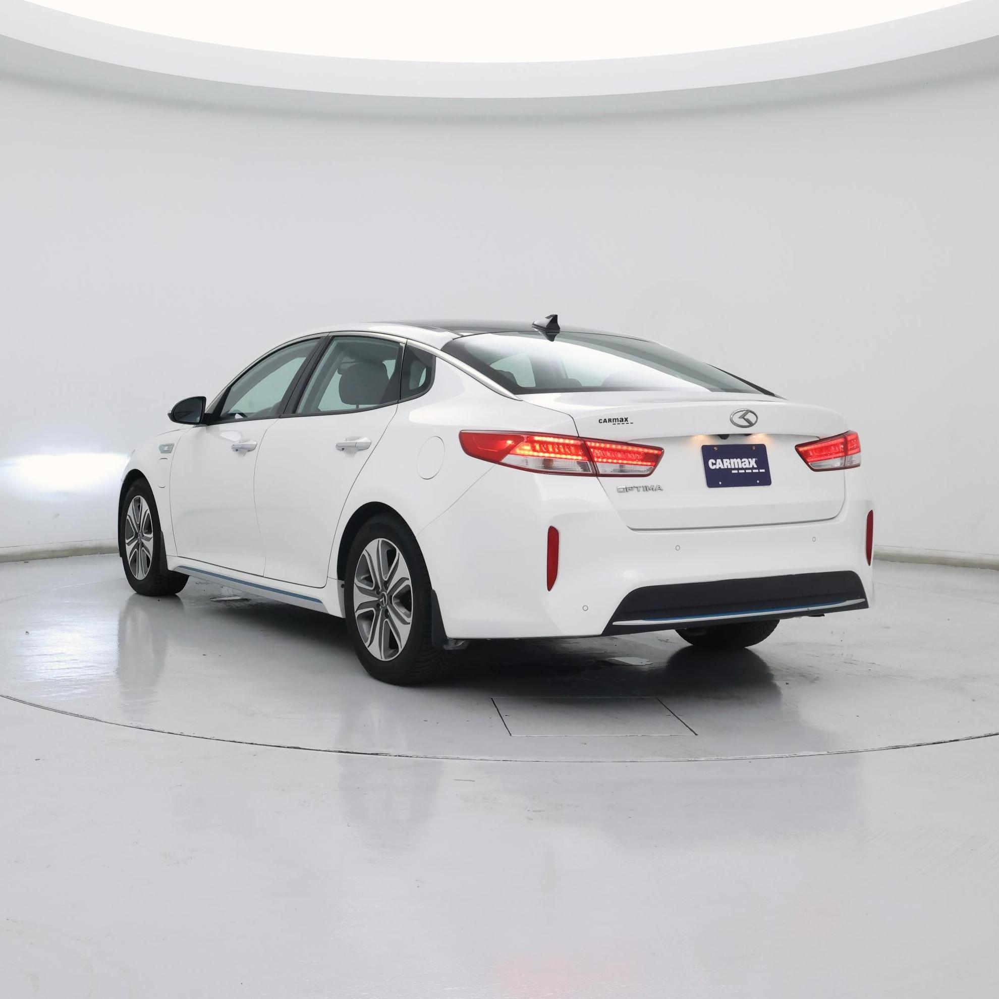Thumbnail: 2017 Kia Optima - 2