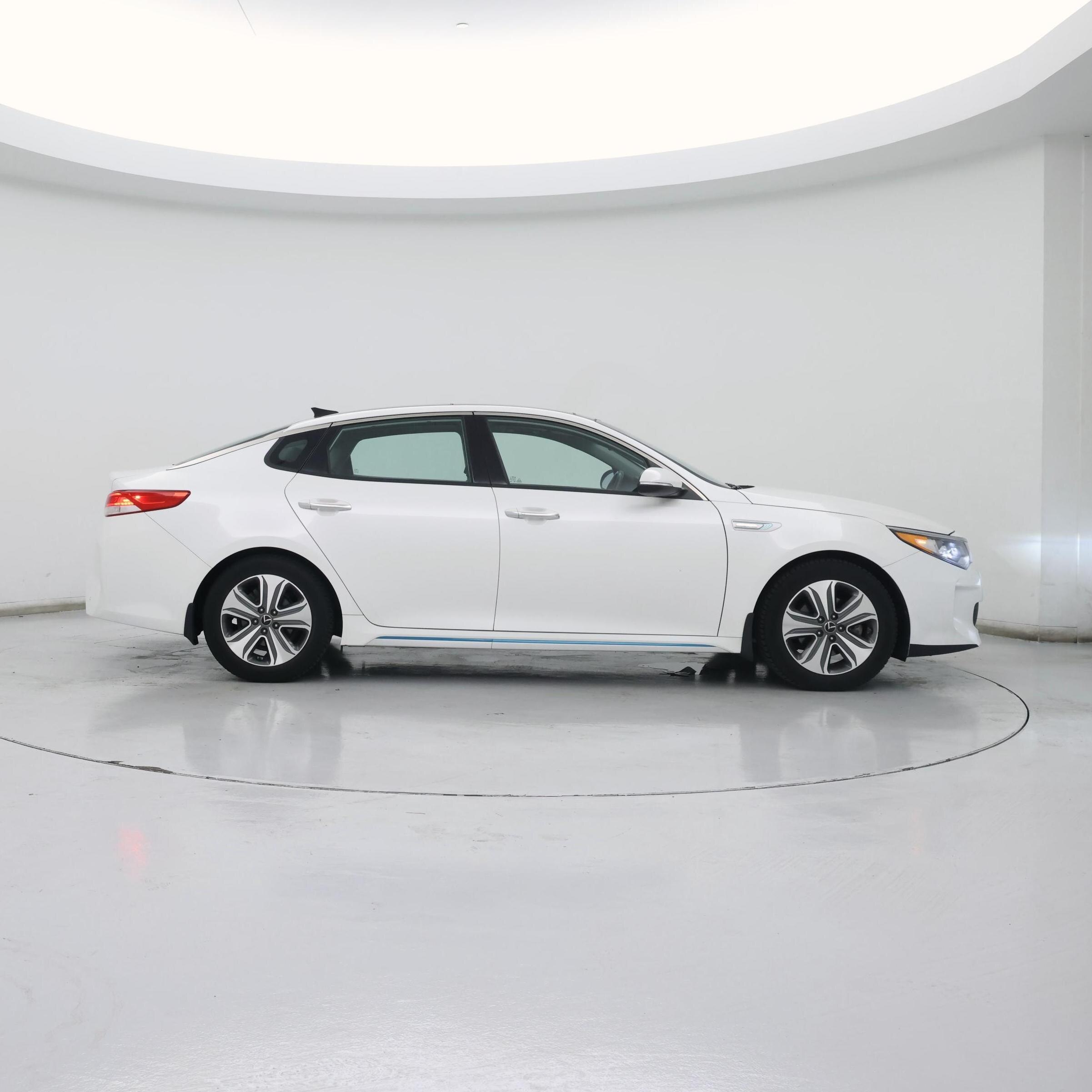 Thumbnail: 2017 Kia Optima - 7