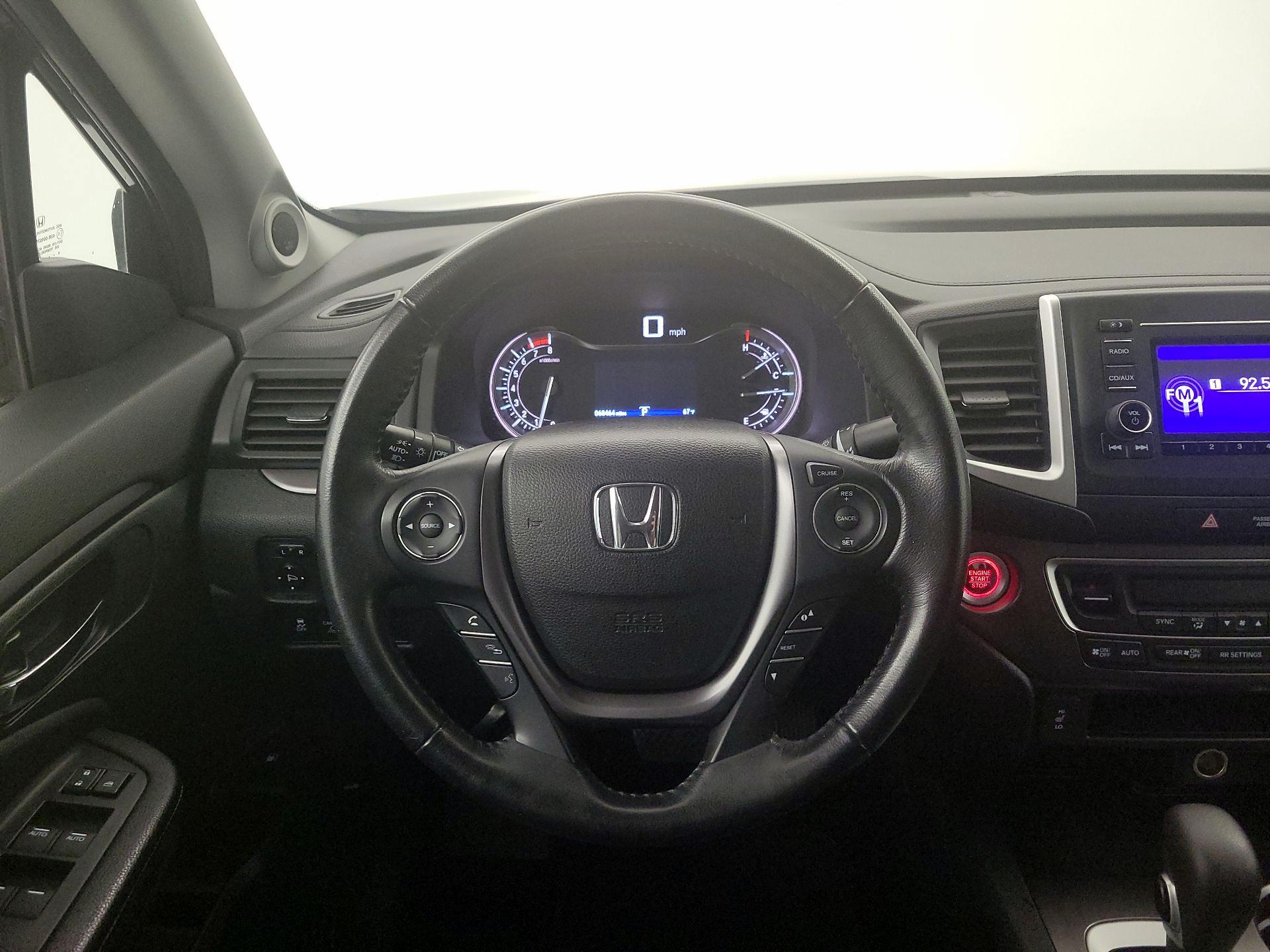 Thumbnail: 2017 Honda Ridgeline - 10