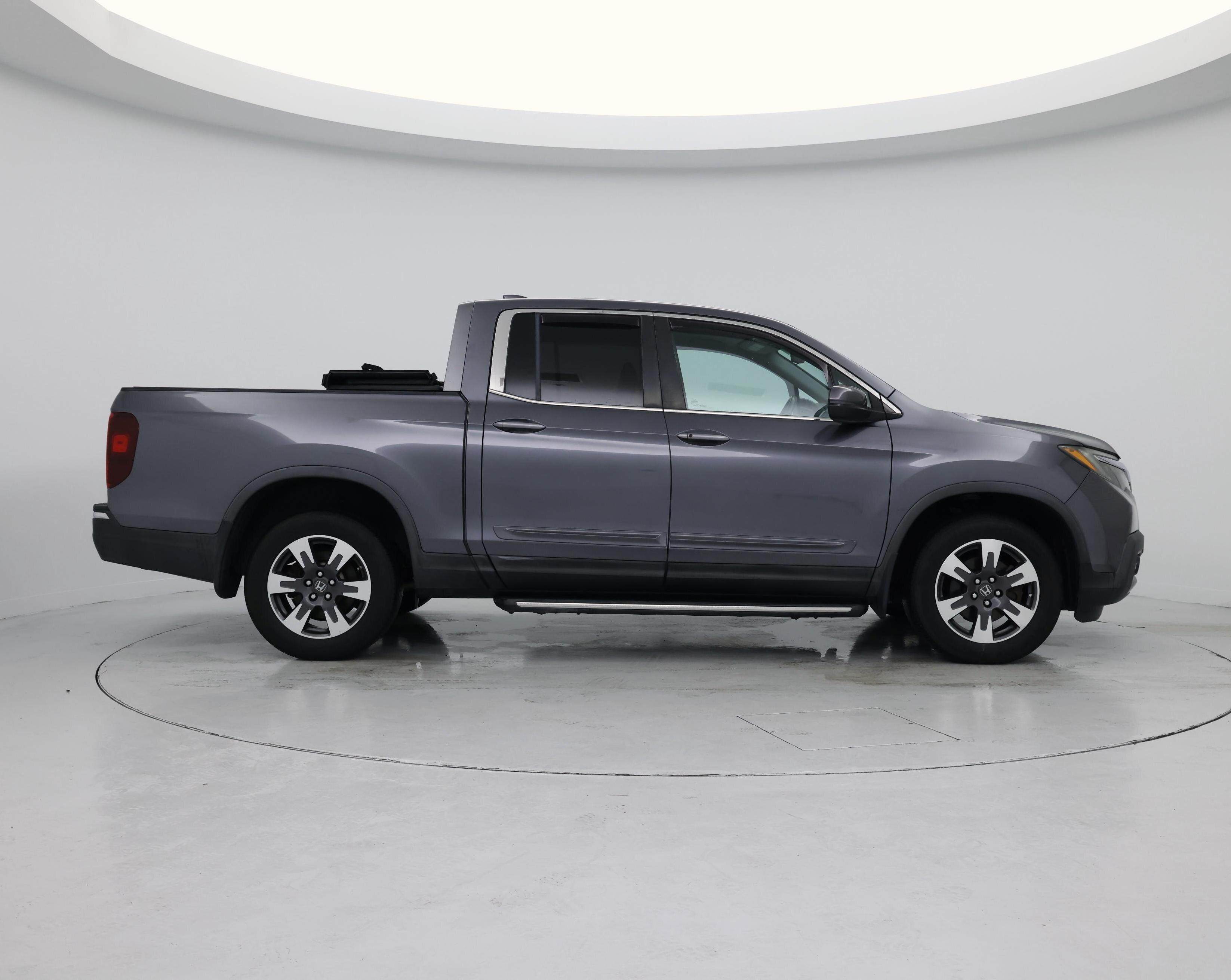 Thumbnail: 2017 Honda Ridgeline - 7