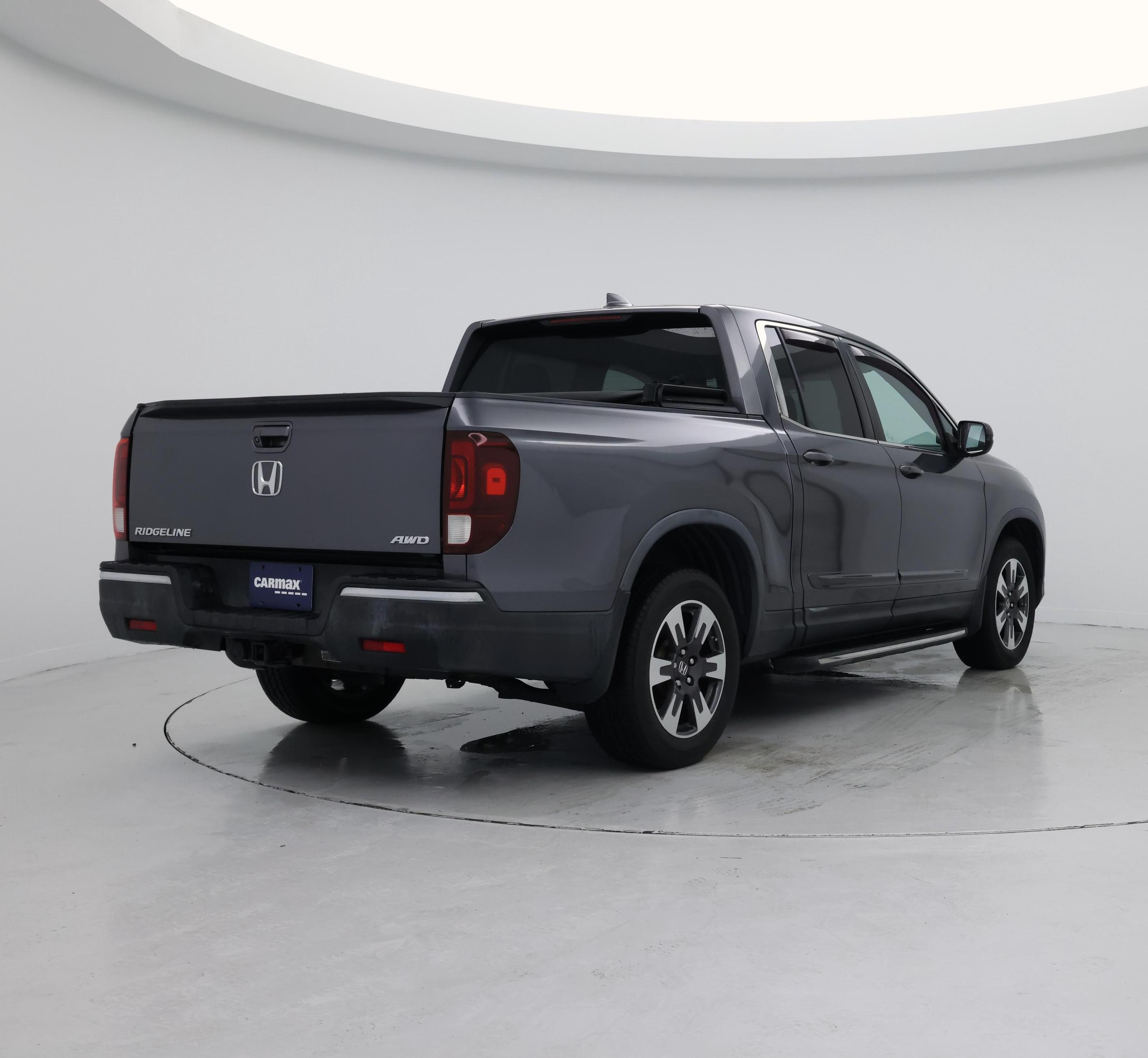 Thumbnail: 2017 Honda Ridgeline - 8