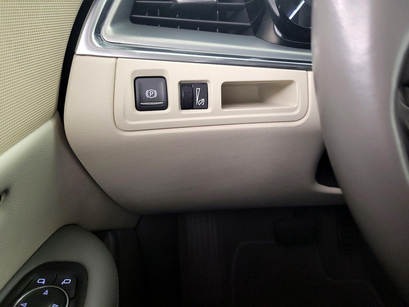 2019 Cadillac XT5 Luxury - Photo 14