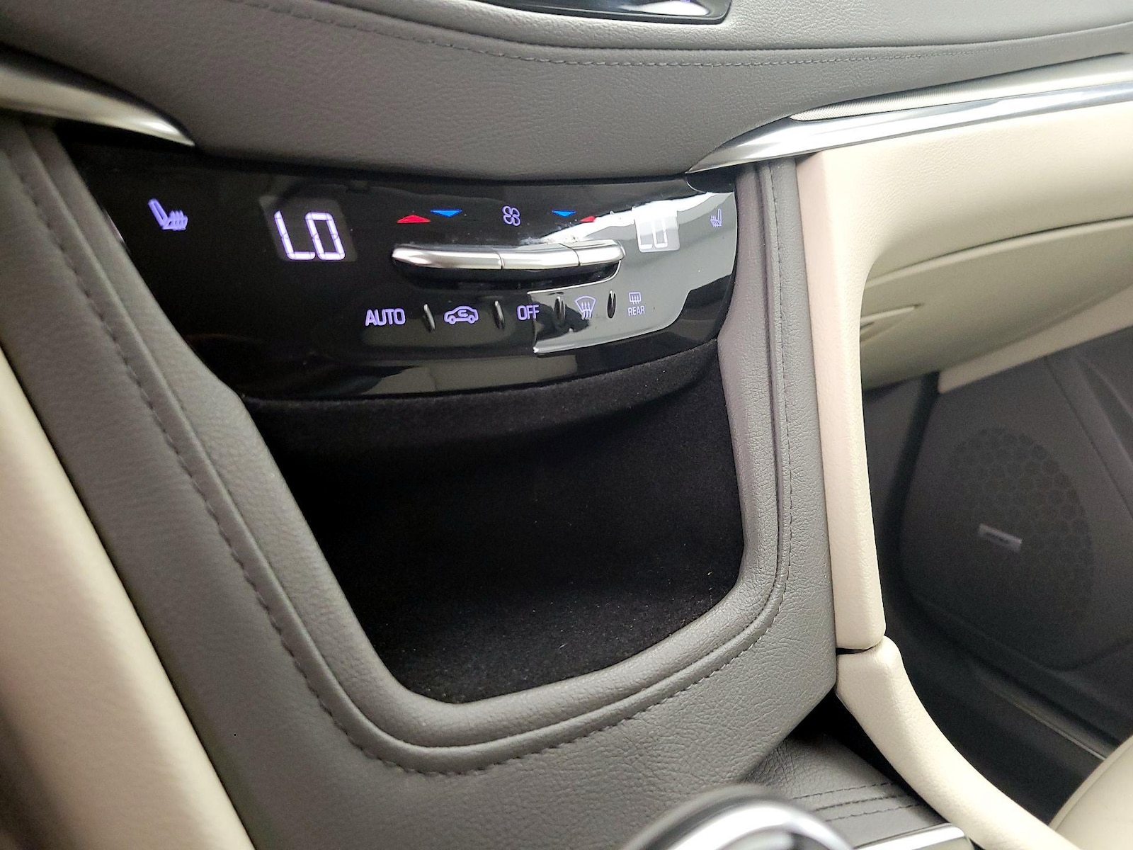 2019 Cadillac XT5 Luxury - Photo 18