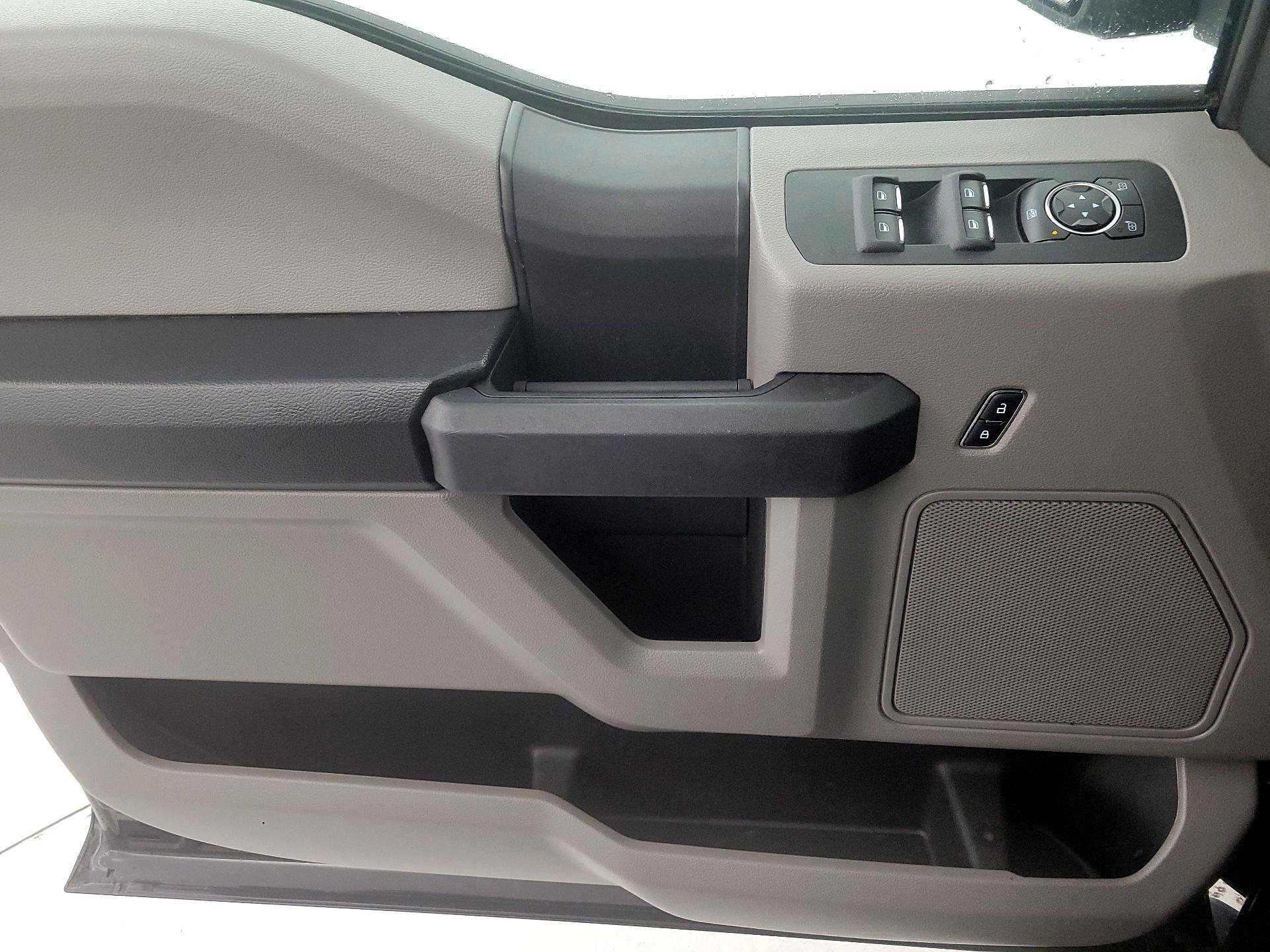 Thumbnail: 2016 Ford F-150 - 12