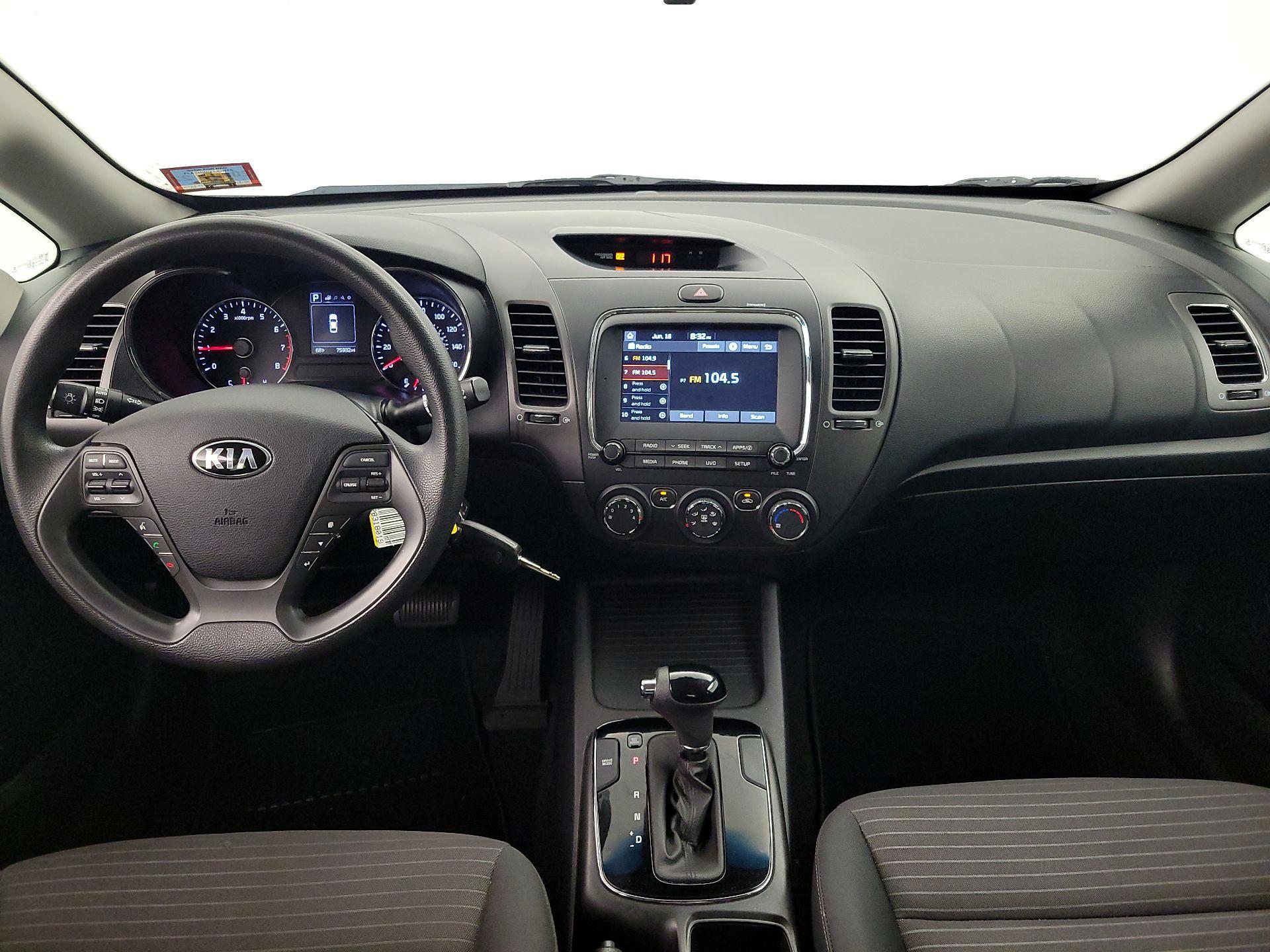 Thumbnail: 2018 Kia Forte - 9