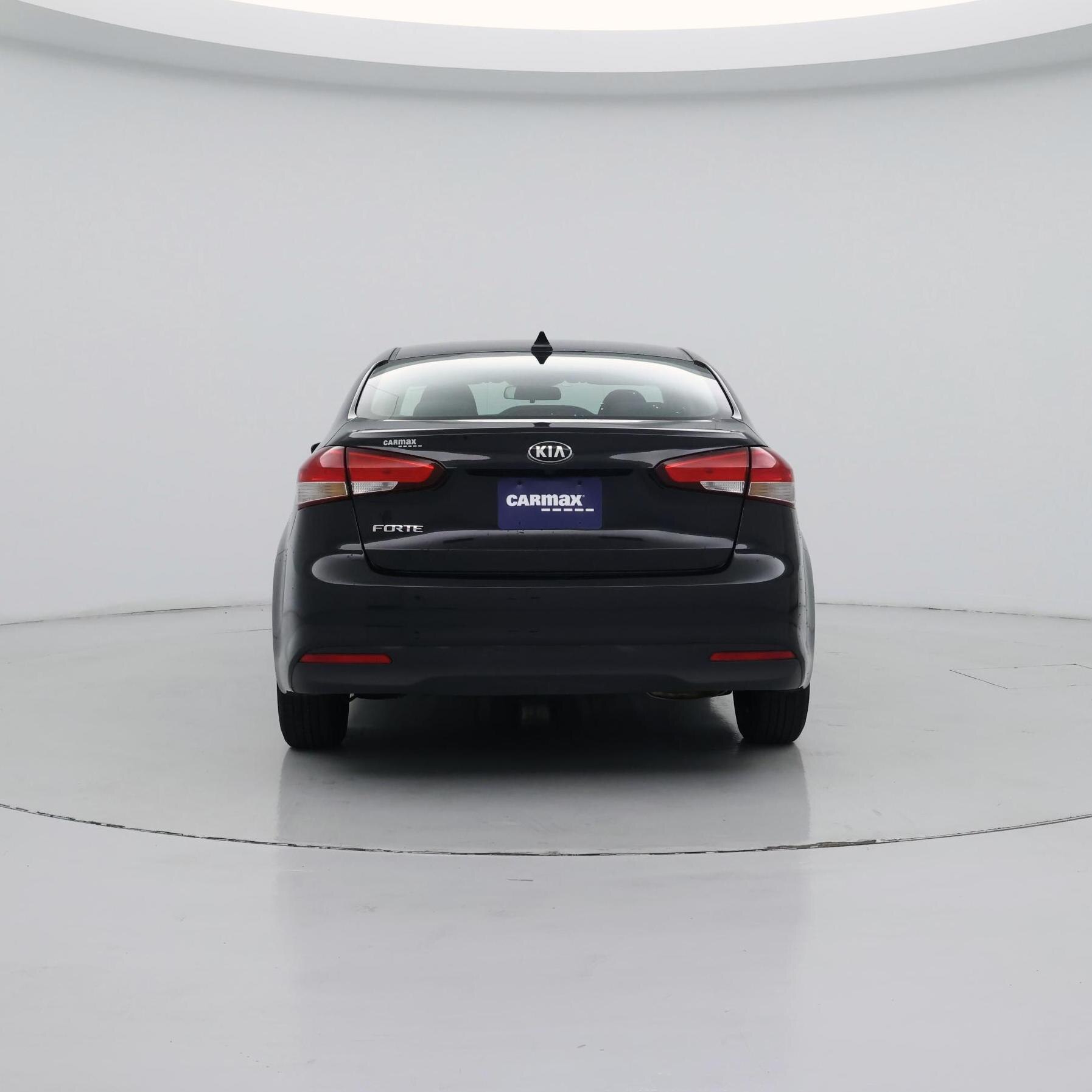 Thumbnail: 2018 Kia Forte - 6