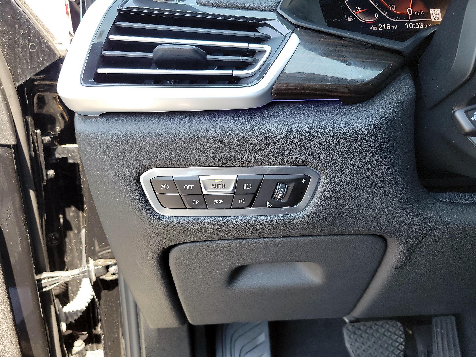 Thumbnail: 2021 BMW X5 - 11