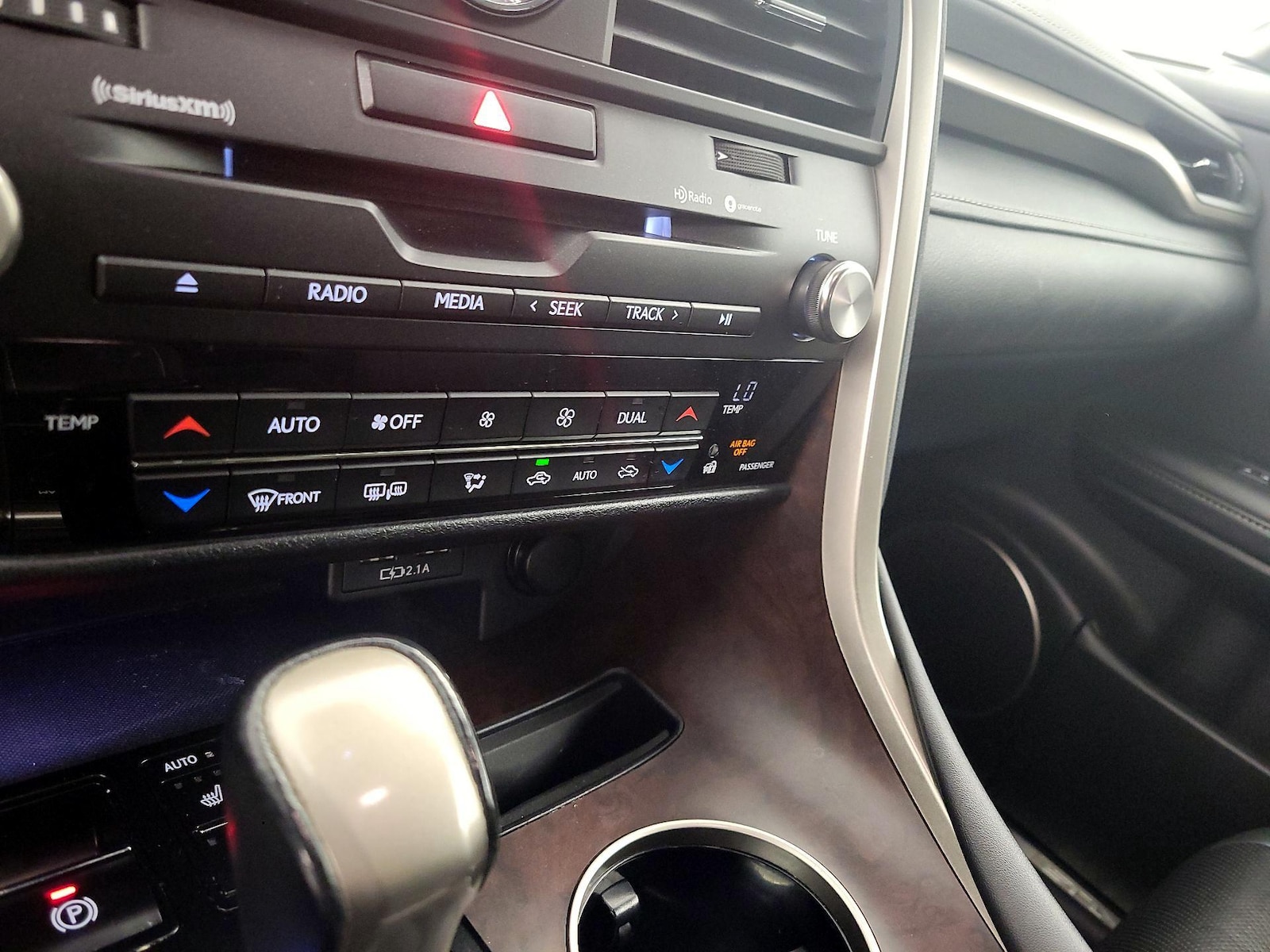 2020 Lexus RX Hybrid 450h - Photo 17