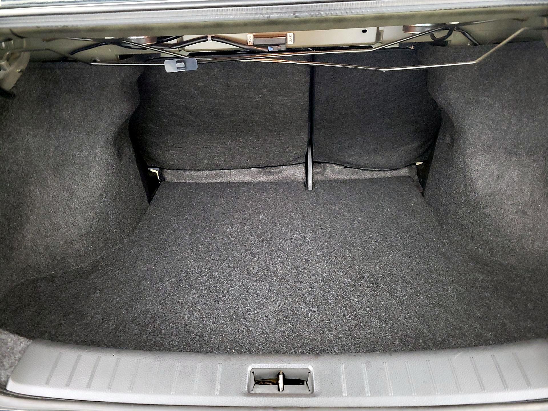 Thumbnail: 2015 Nissan Sentra - 19