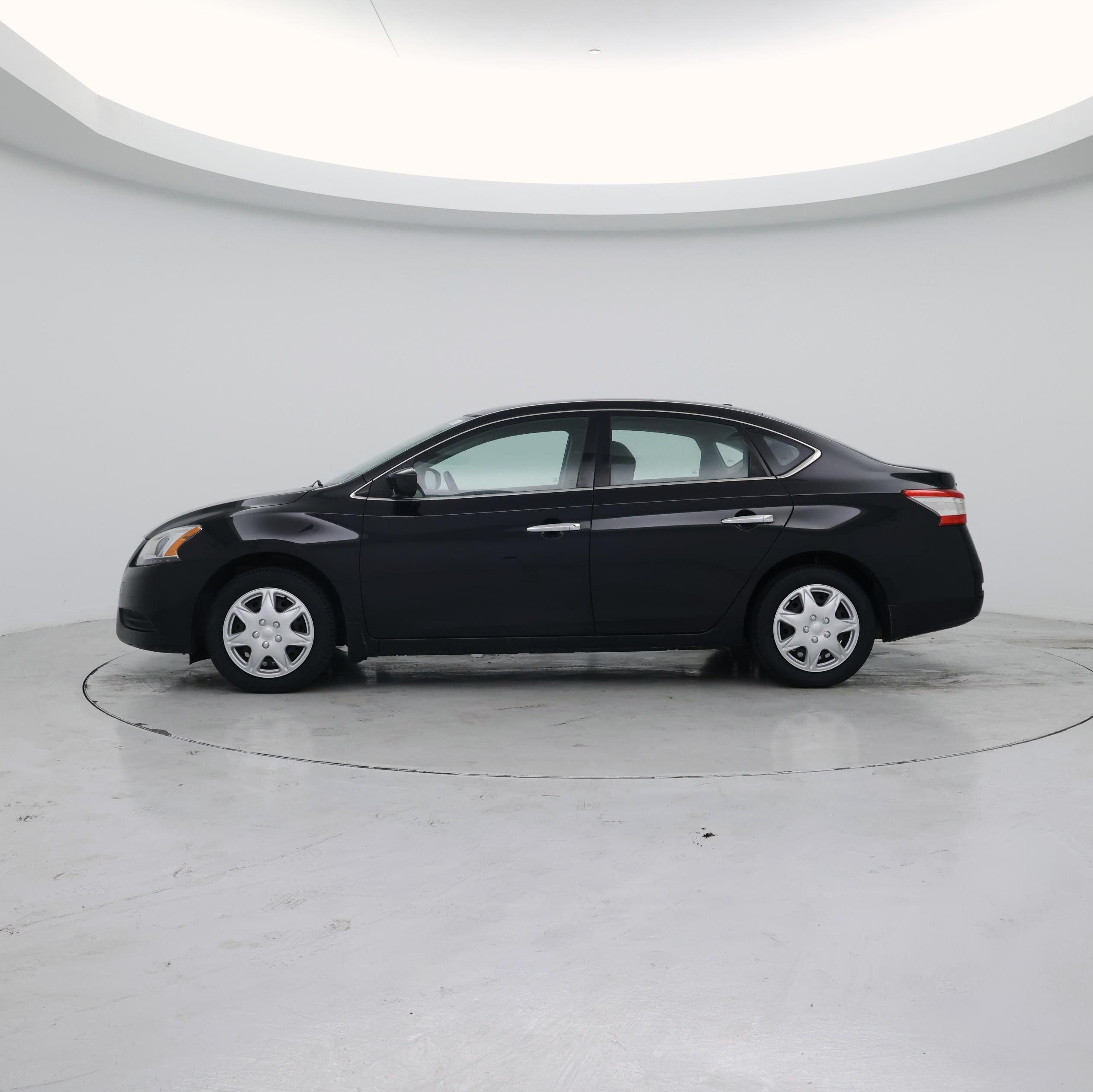 Thumbnail: 2015 Nissan Sentra - 3