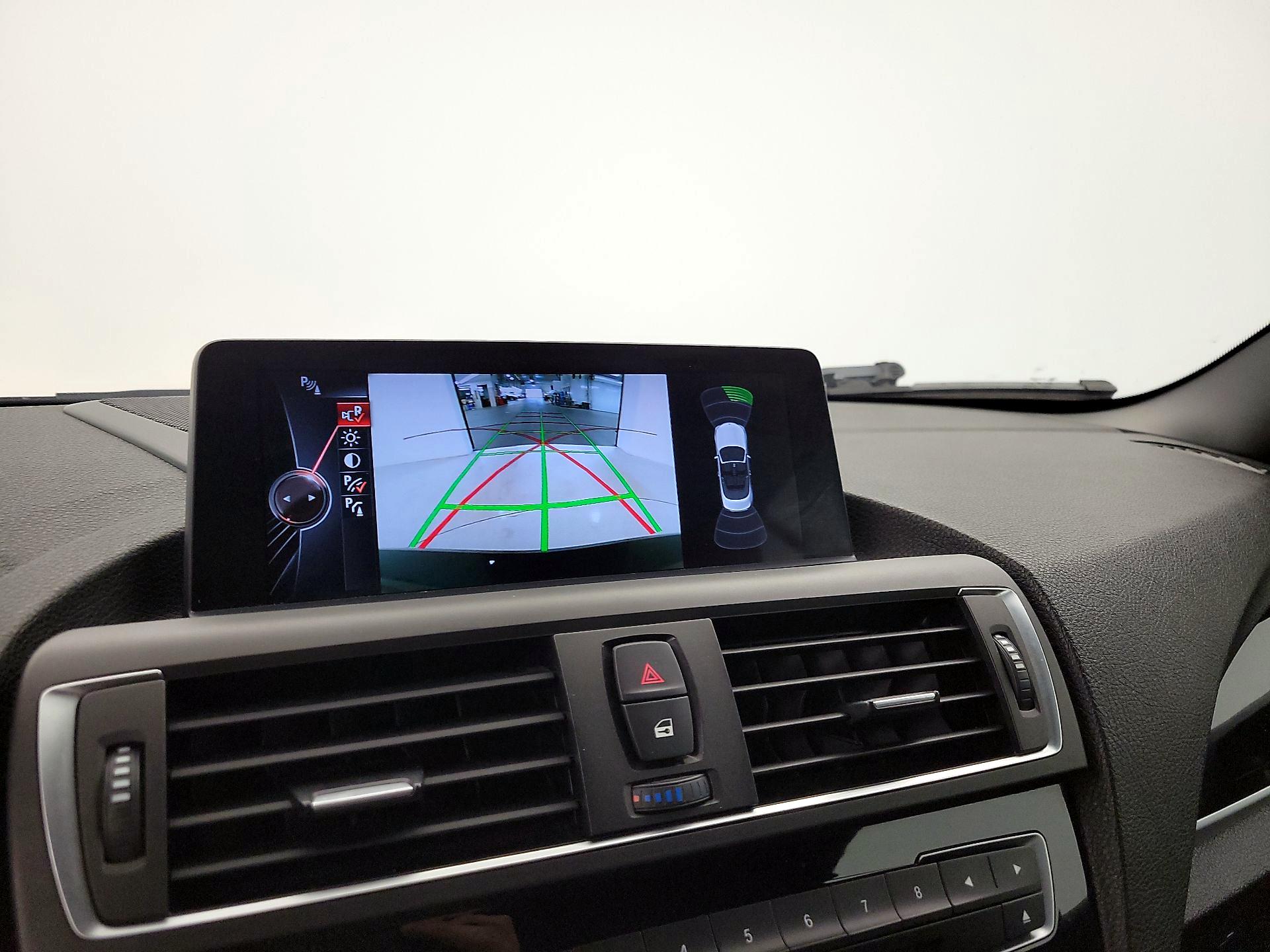 Thumbnail: 2016 BMW 2 Series - 15