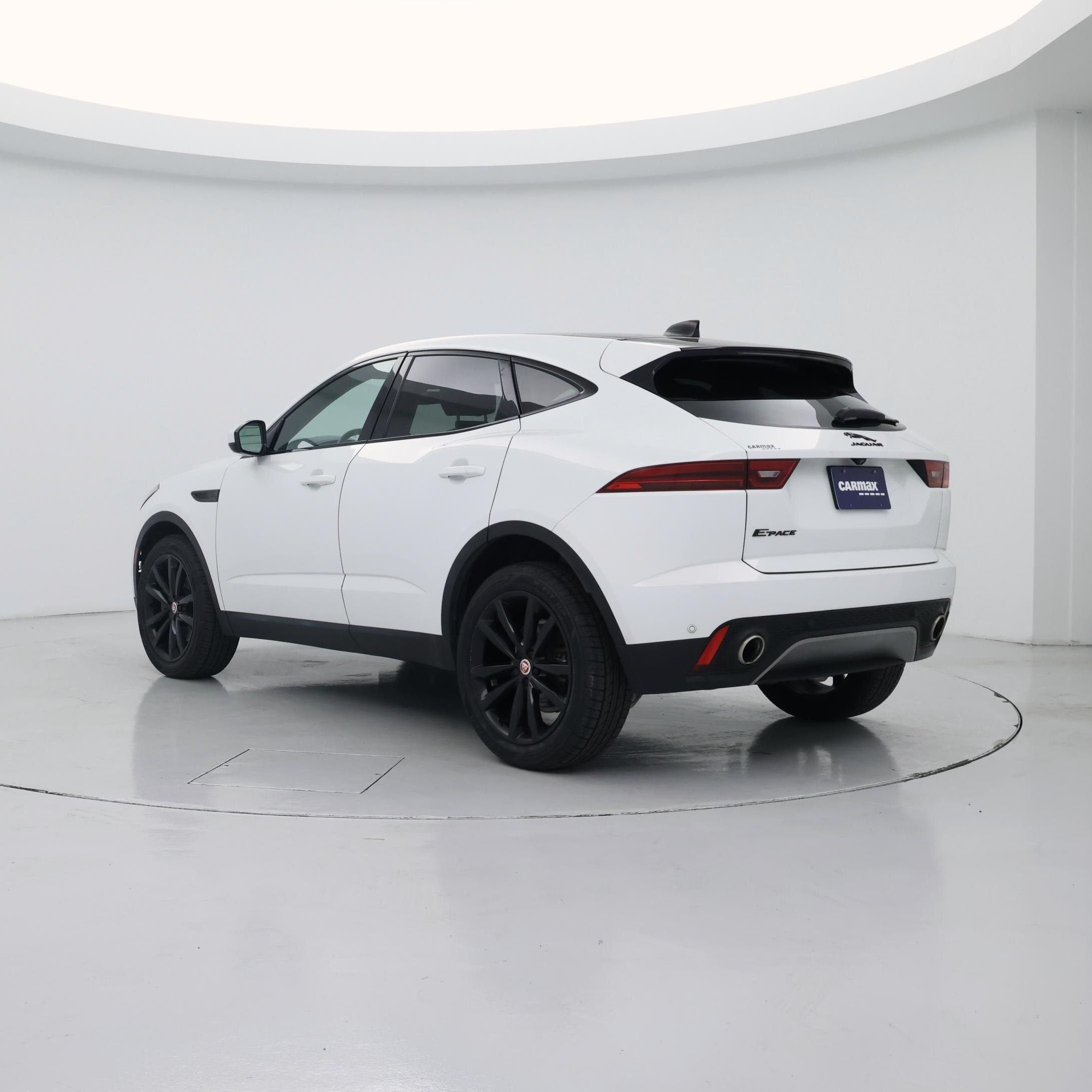 Thumbnail: 2022 Jaguar E-Pace - 2