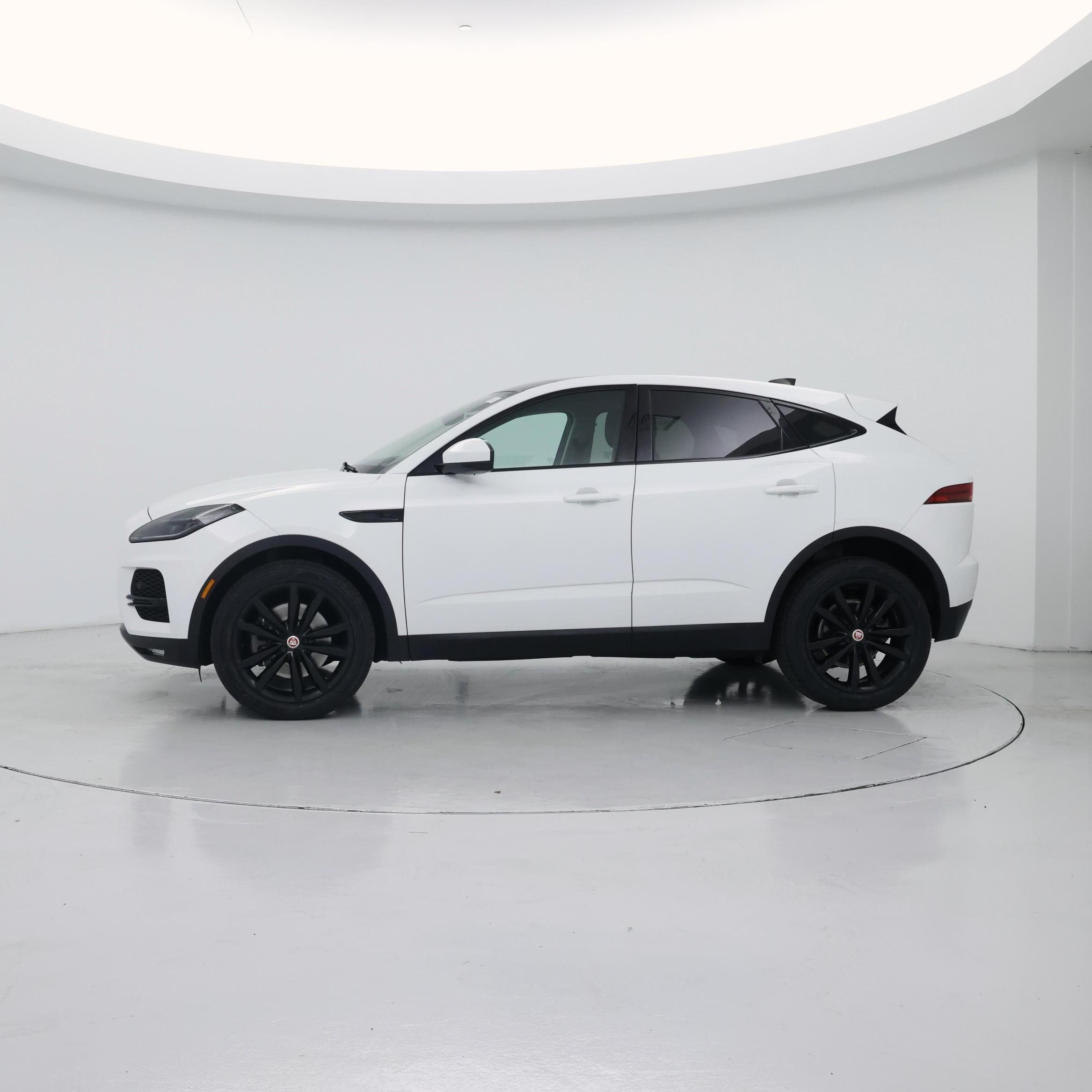 Thumbnail: 2022 Jaguar E-Pace - 3