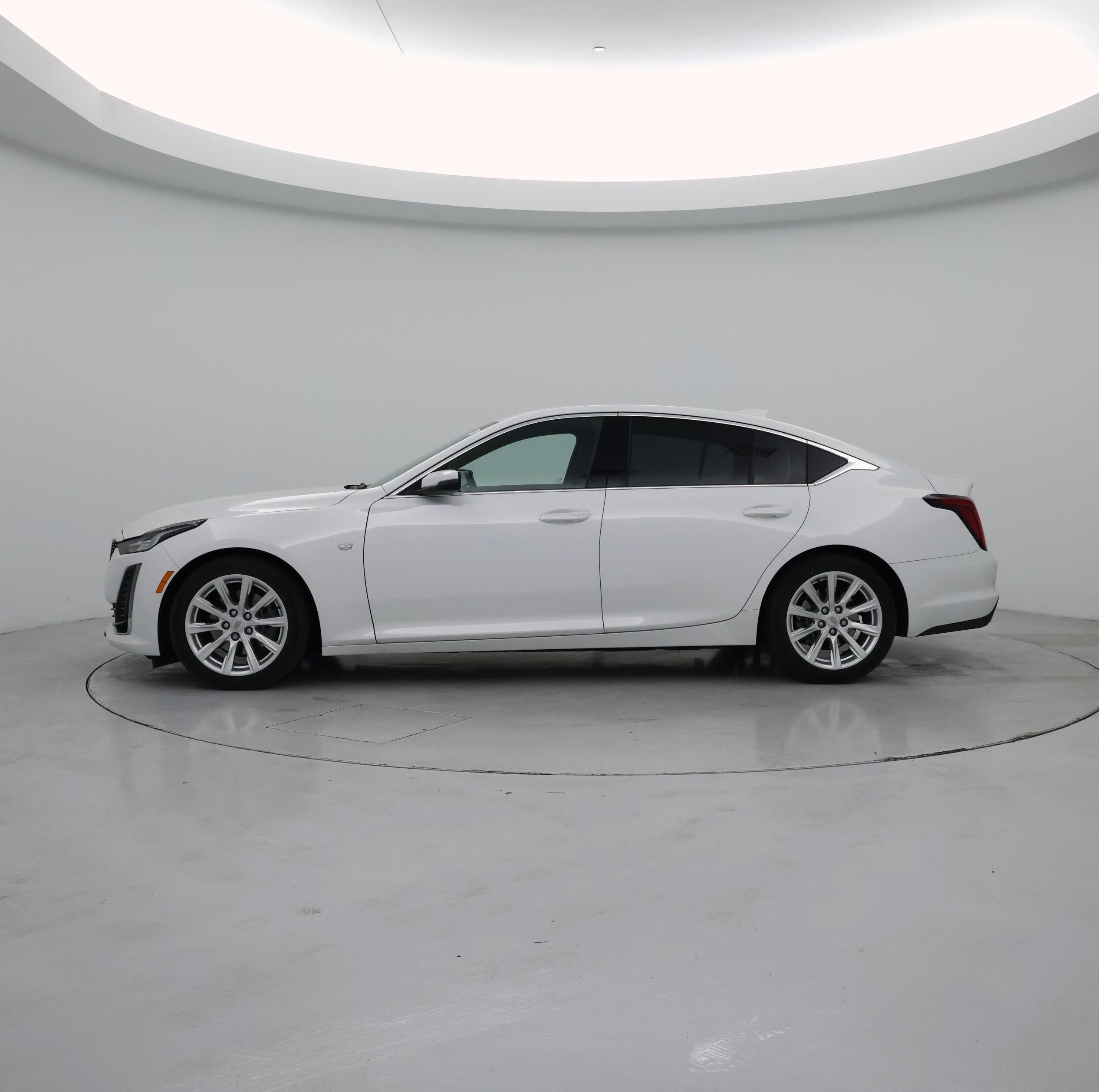 Thumbnail: 2023 Cadillac CT5 - 3