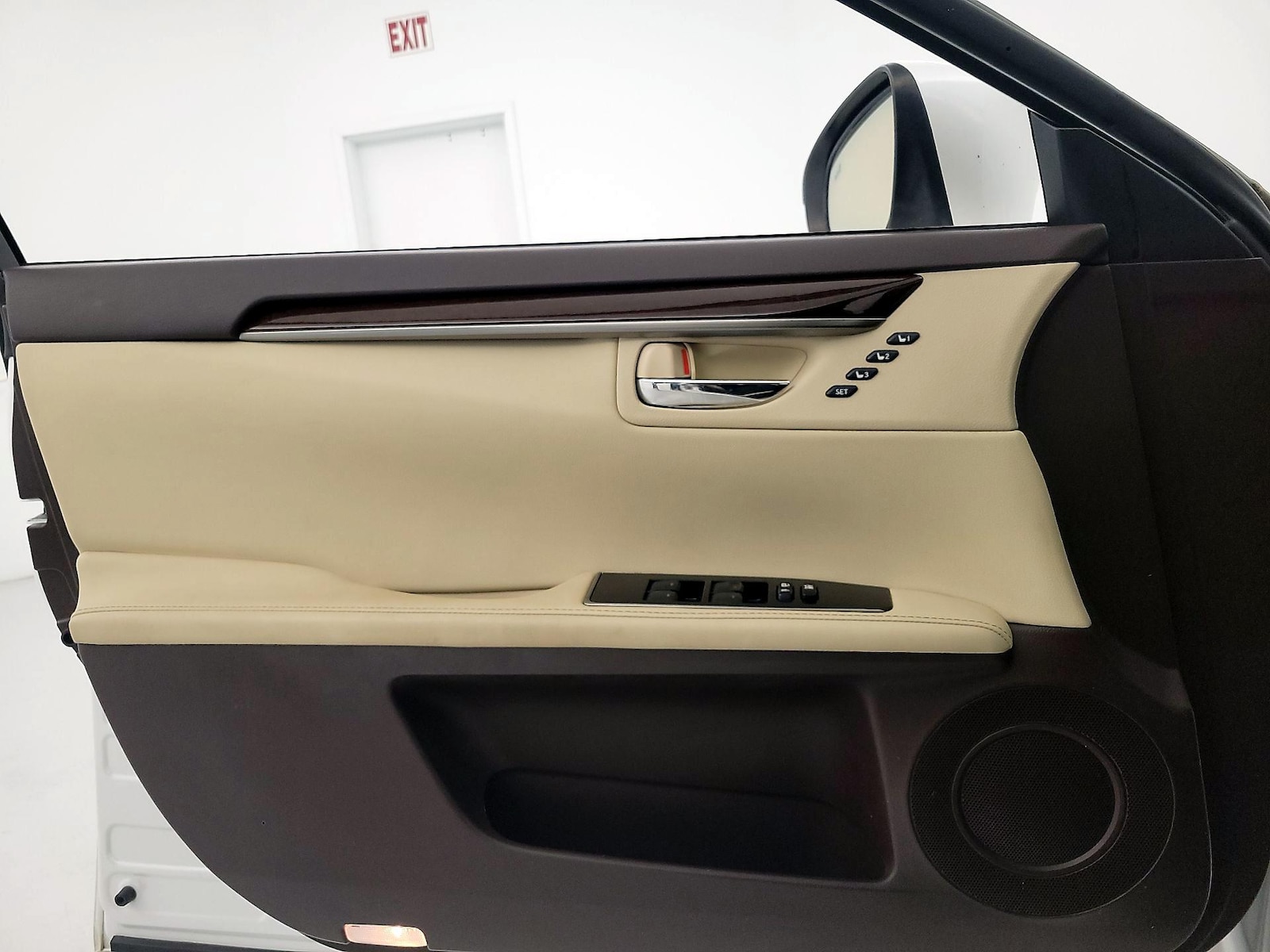 2018 Lexus ES 350 - Photo 13