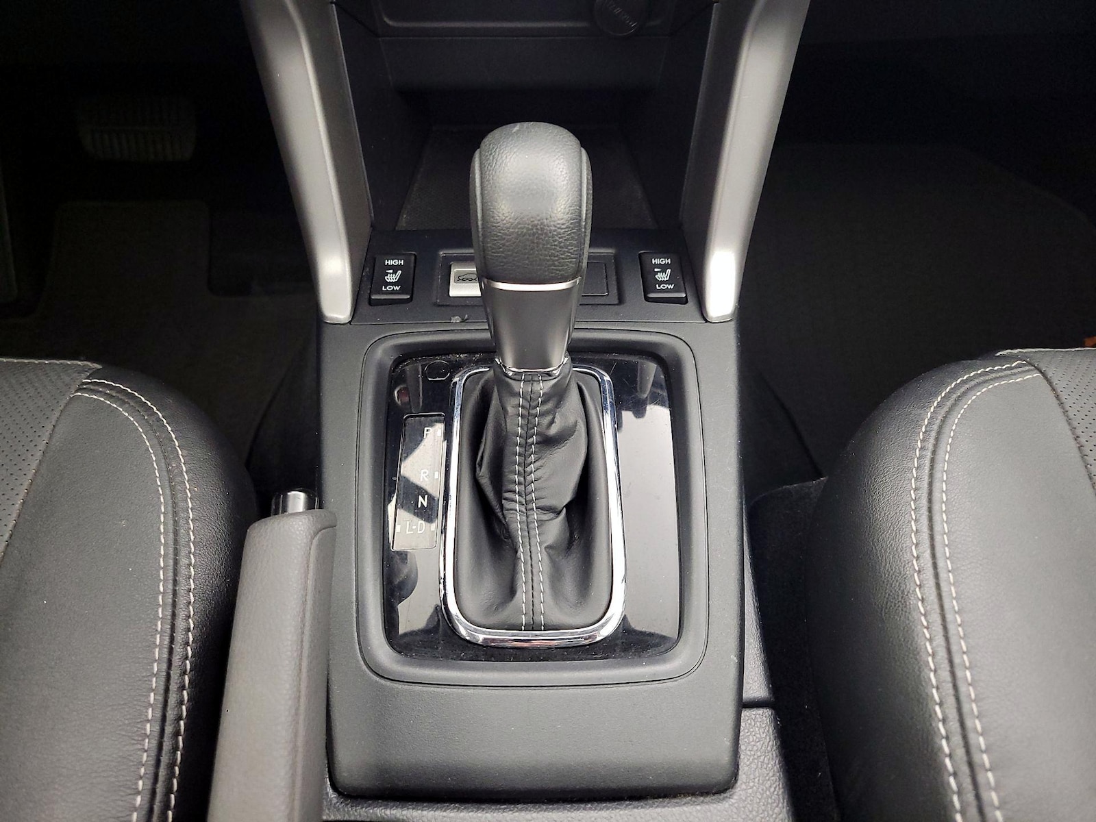 2016 Subaru Forester i Touring - Photo 19