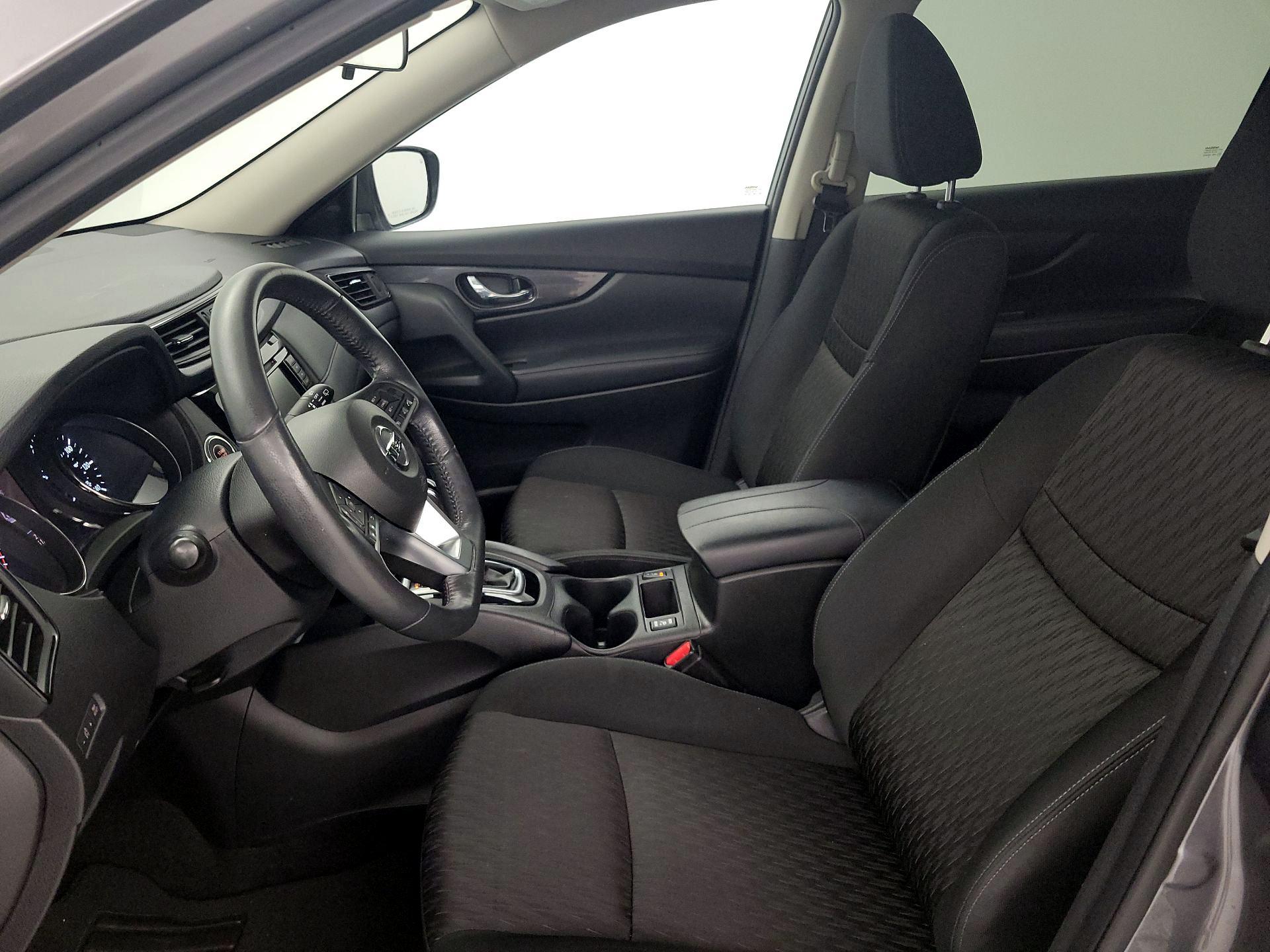 Thumbnail: 2018 Nissan Rogue - 11