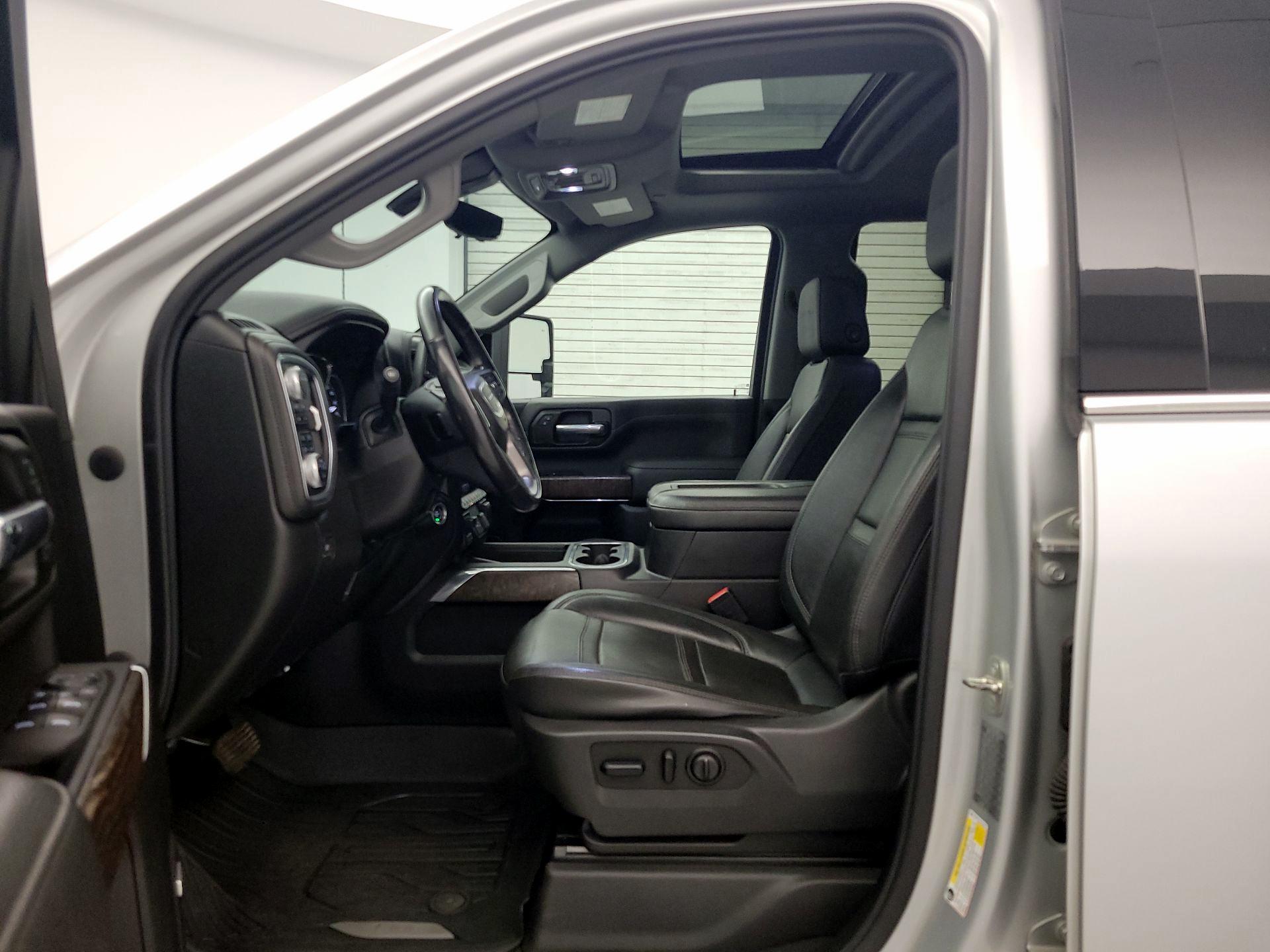 Thumbnail: 2020 GMC Sierra 3500 - 11