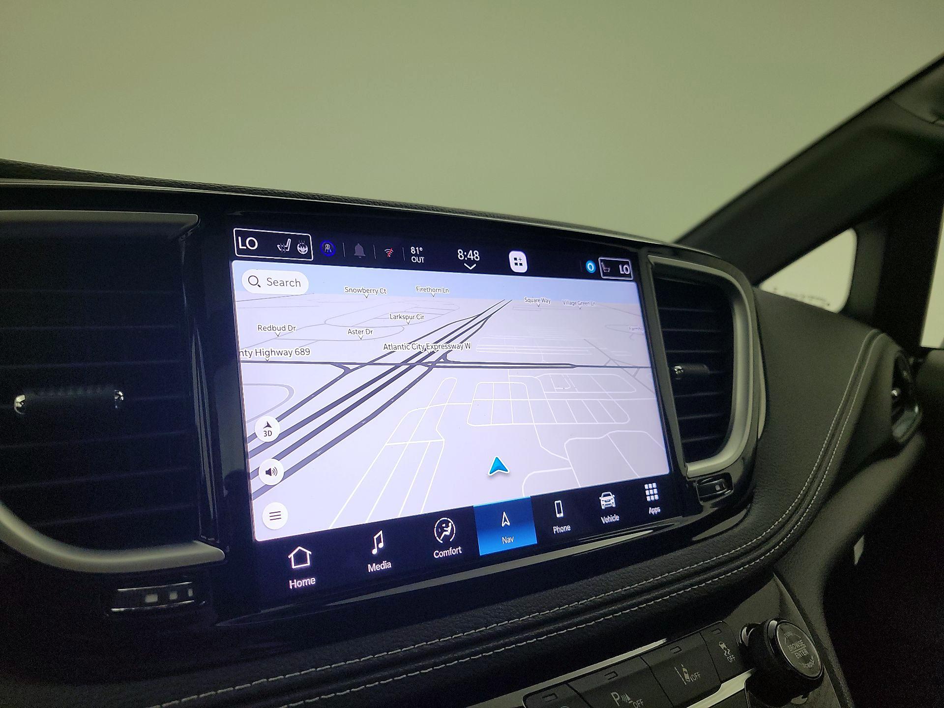 Thumbnail: 2024 Chrysler Pacifica - 14