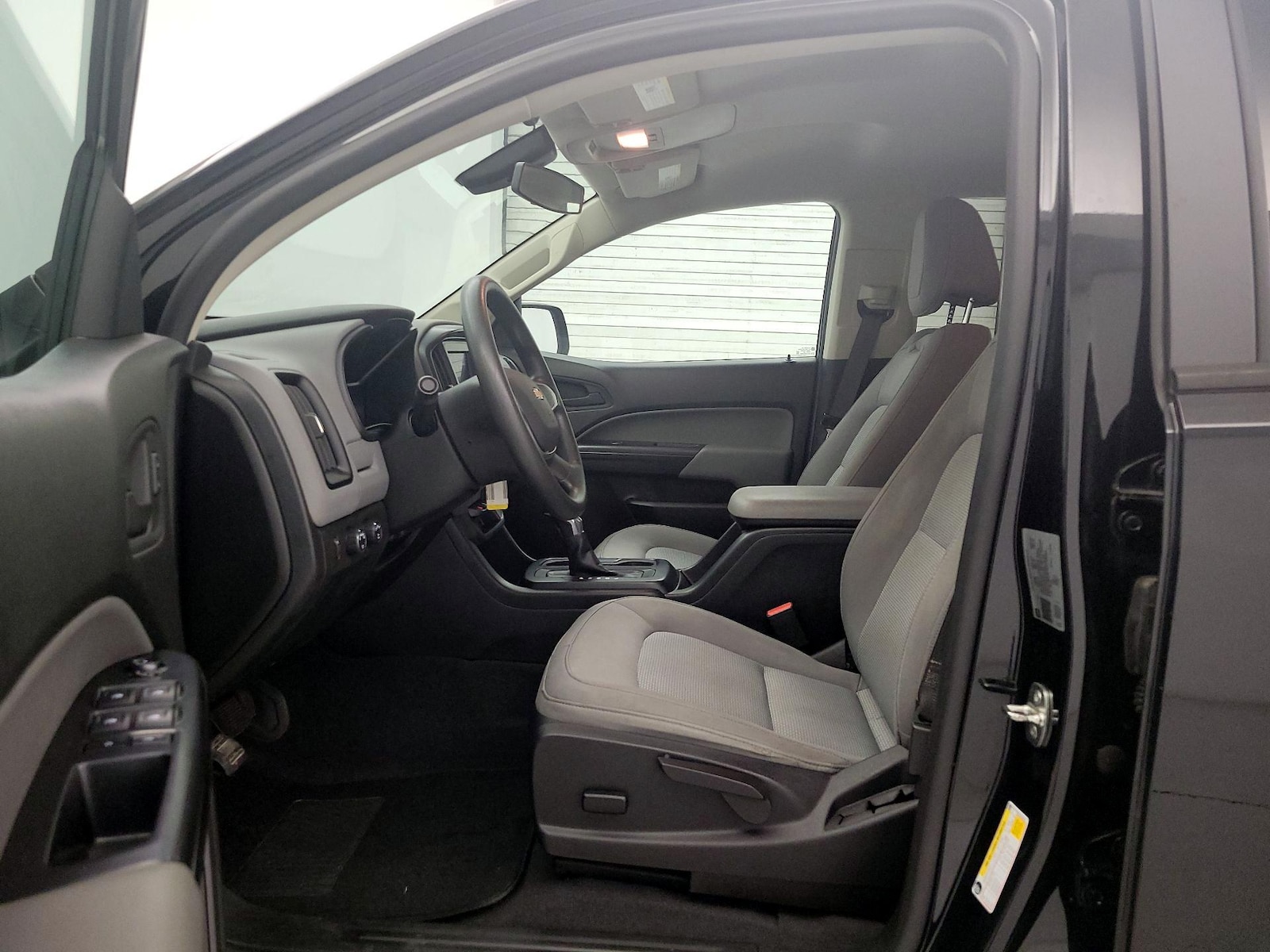 2022 Chevrolet Colorado Work Truck - Photo 12