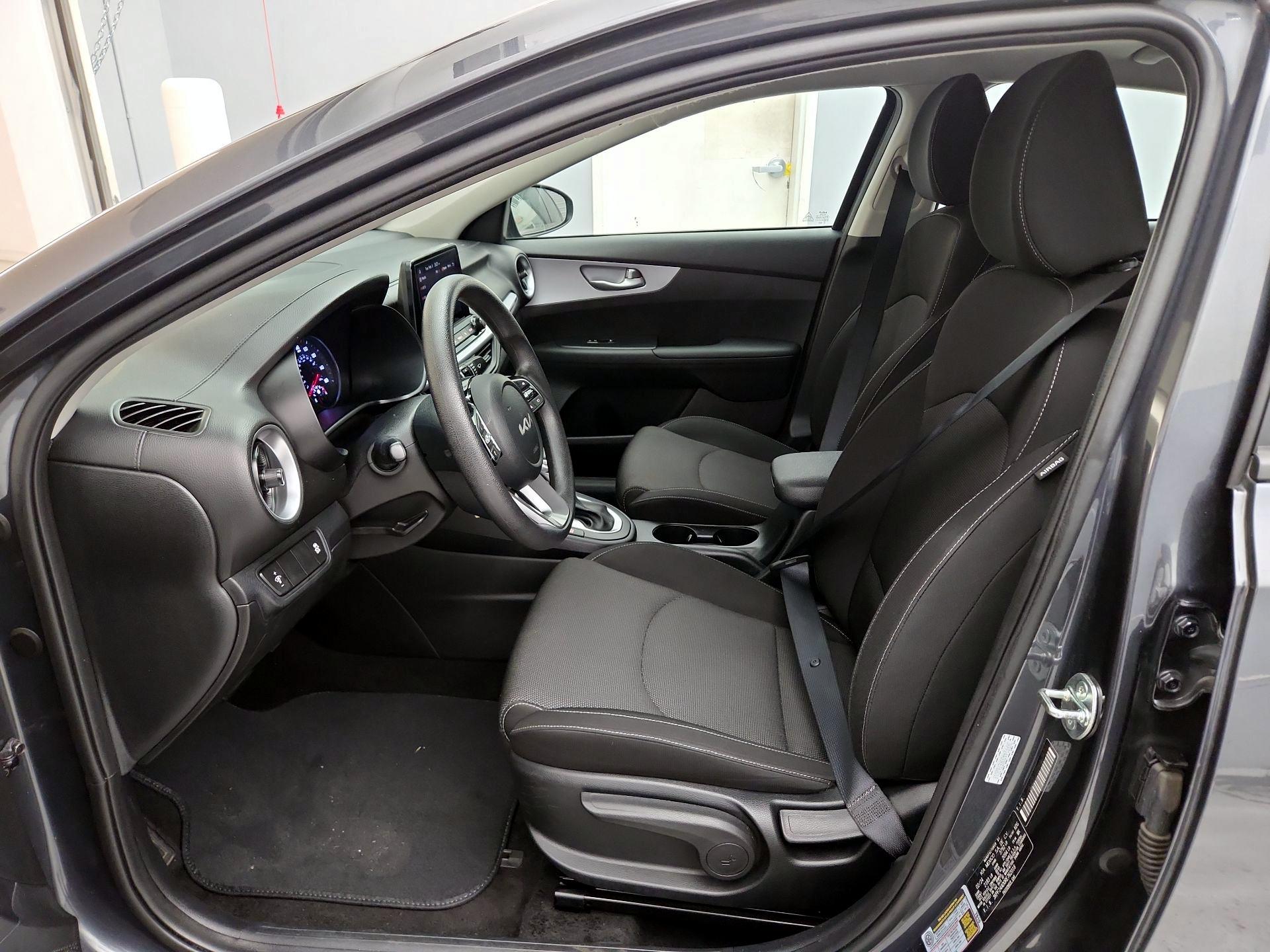 Thumbnail: 2024 Kia Forte - 11