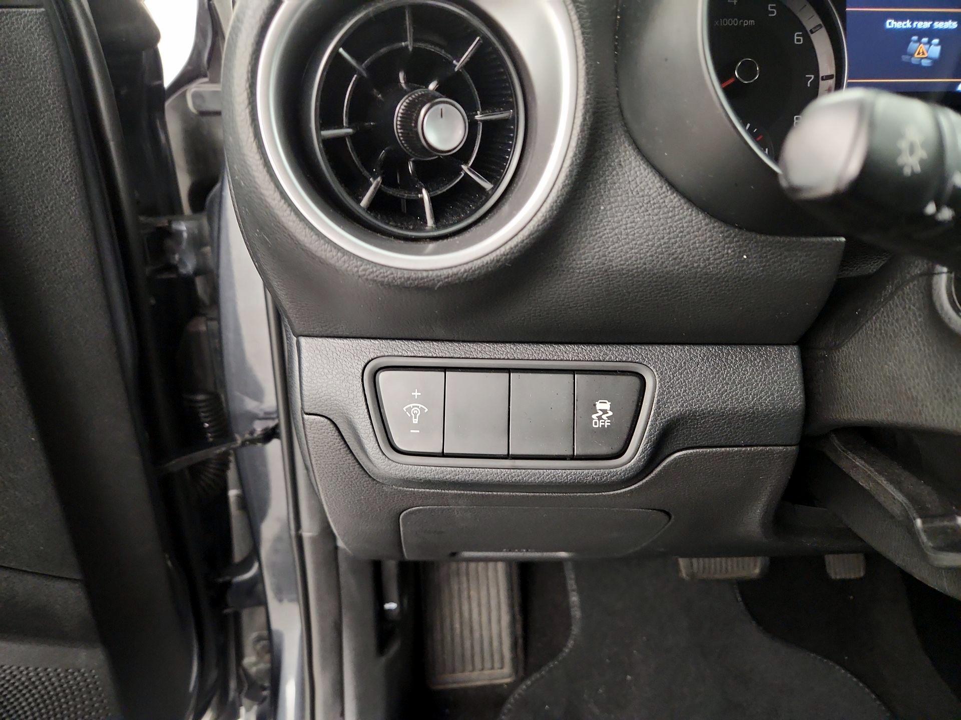 Thumbnail: 2024 Kia Forte - 13