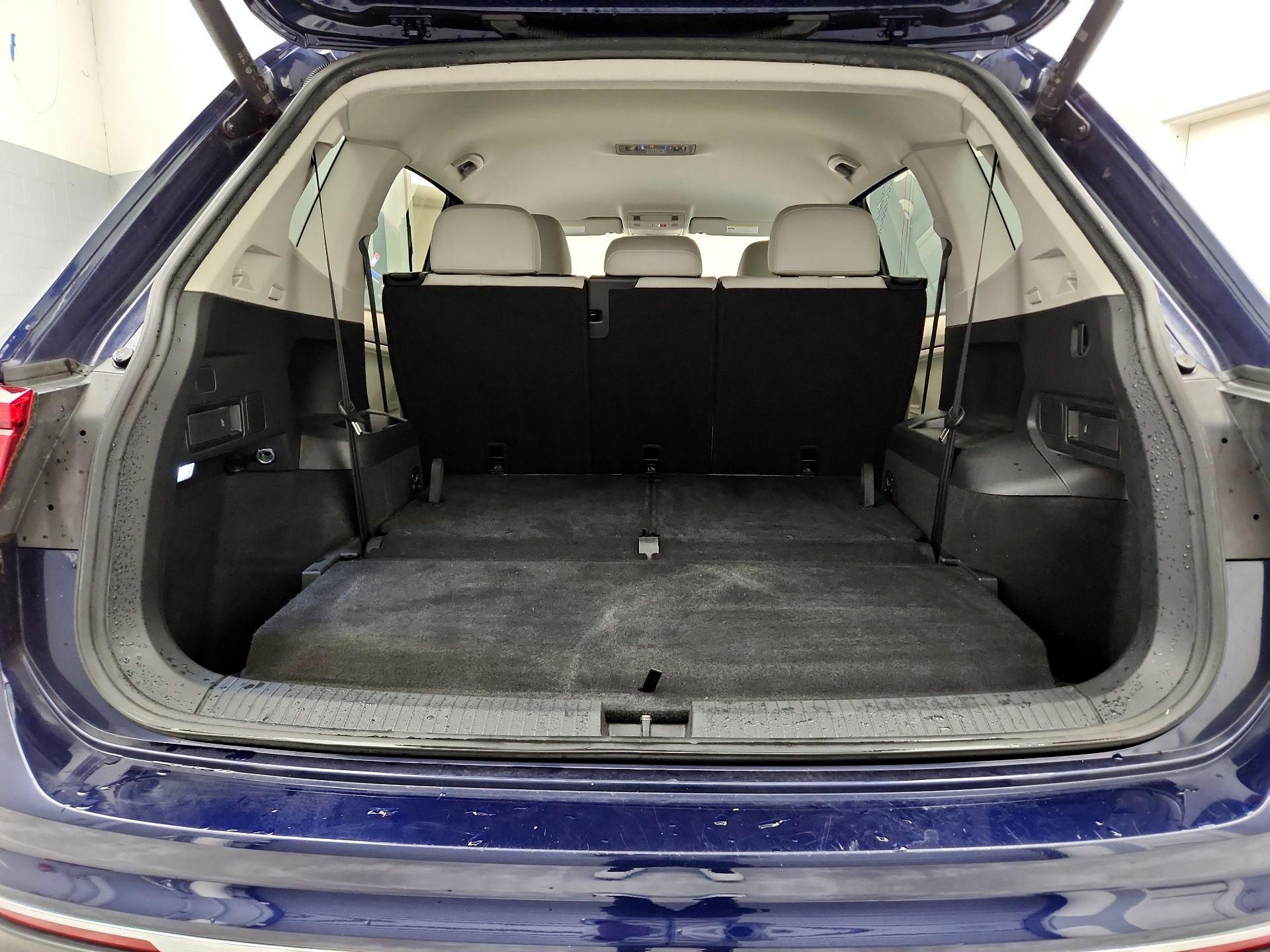 Thumbnail: 2022 Volkswagen Tiguan - 20