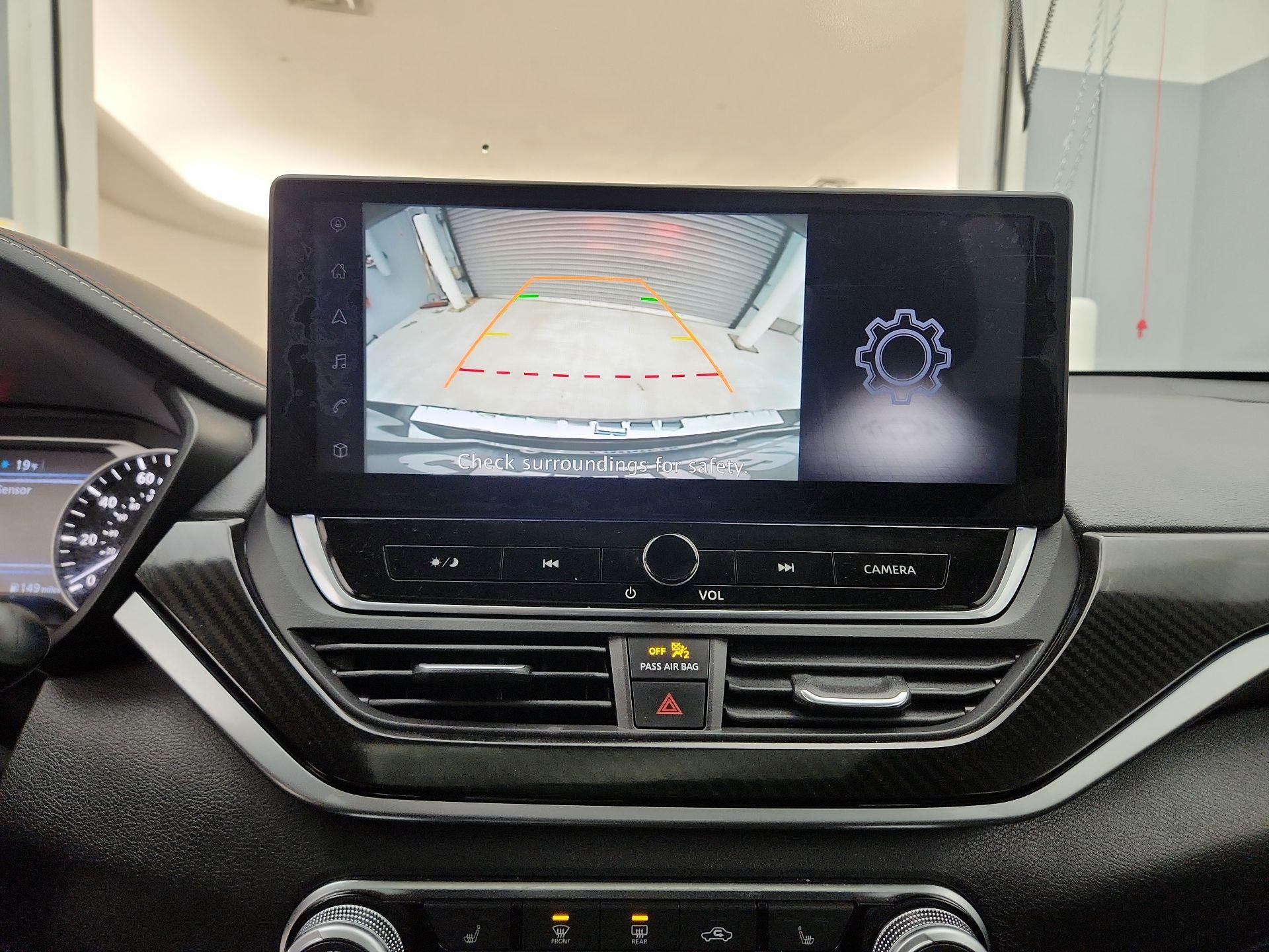 Thumbnail: 2023 Nissan Altima - 15