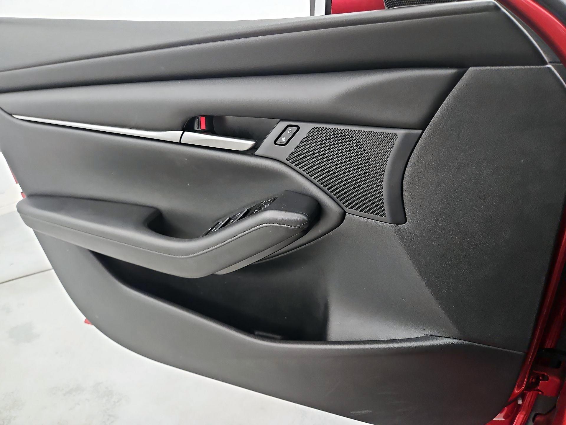 Thumbnail: 2023 Mazda Mazda3 - 12