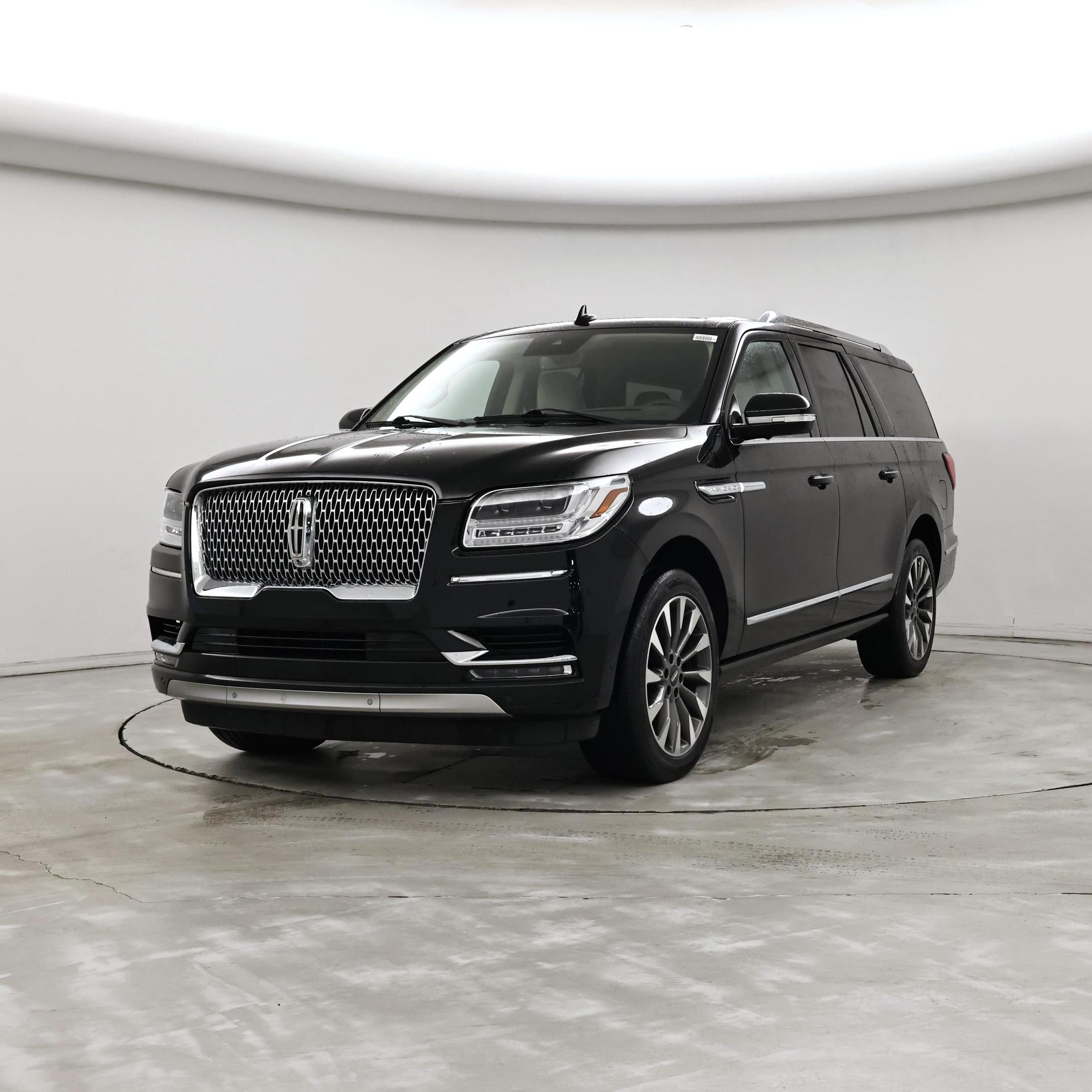 Thumbnail: 2021 Lincoln Navigator L - 4