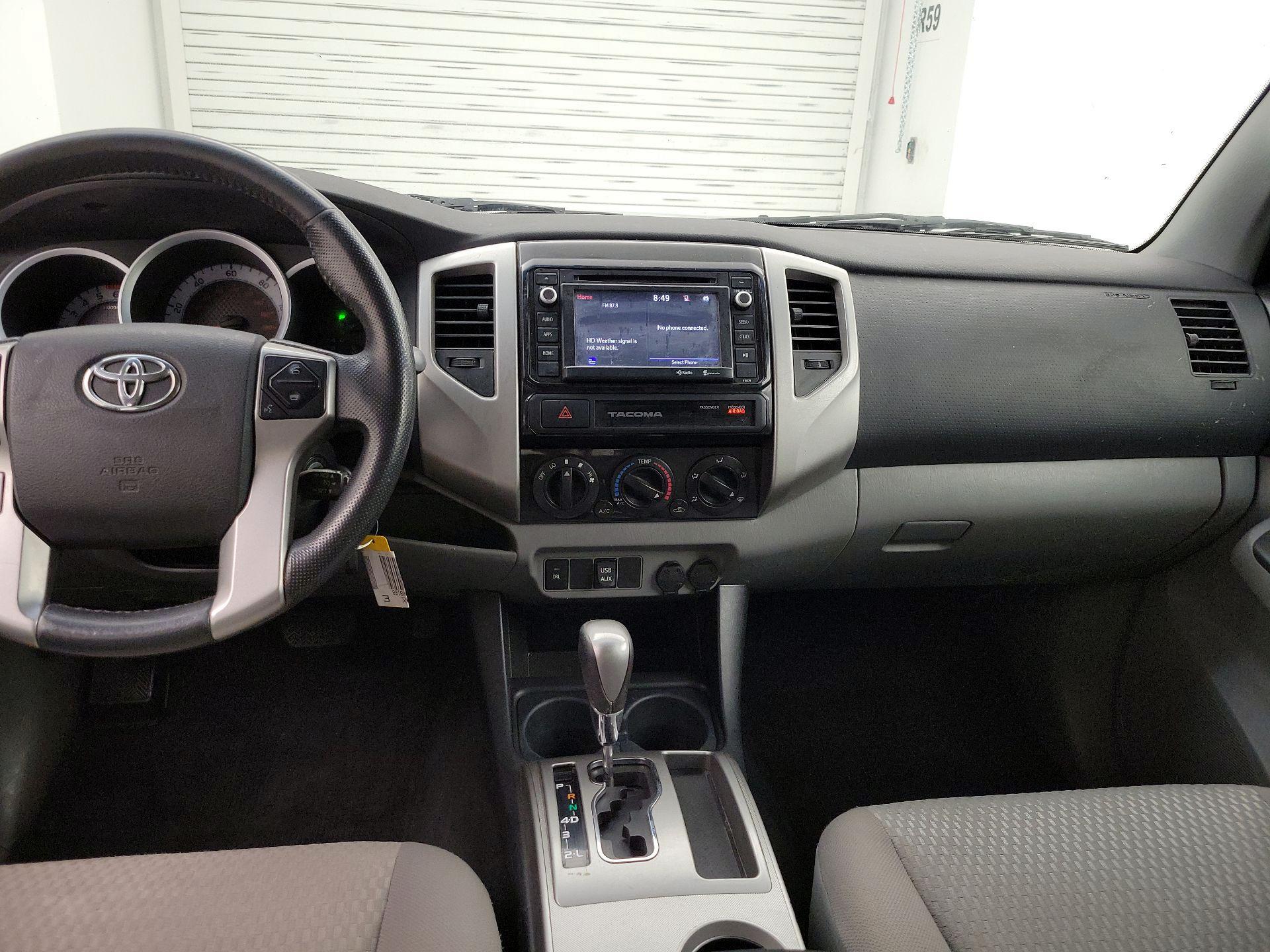 Thumbnail: 2015 Toyota Tacoma - 9