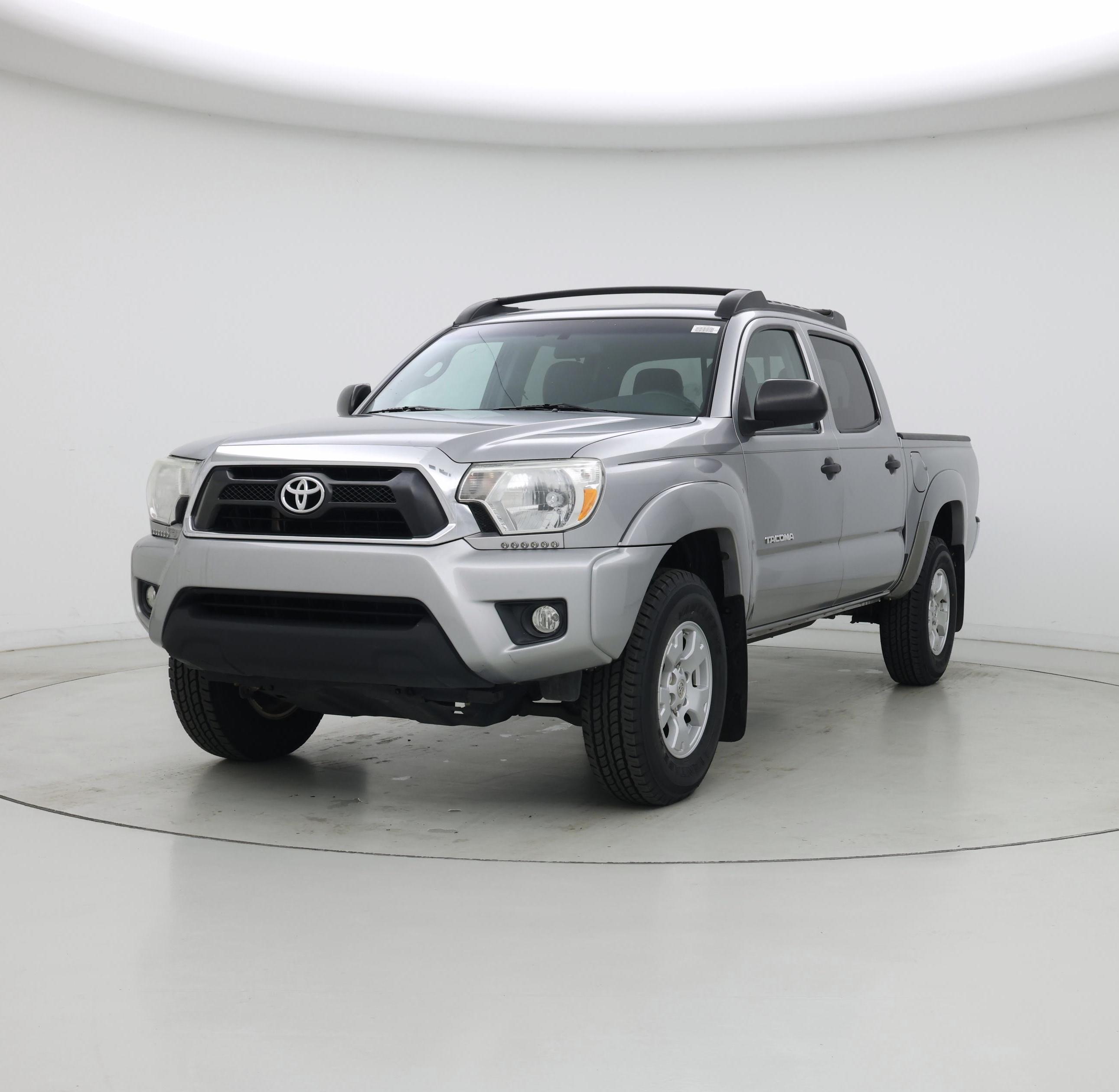 Thumbnail: 2015 Toyota Tacoma - 4