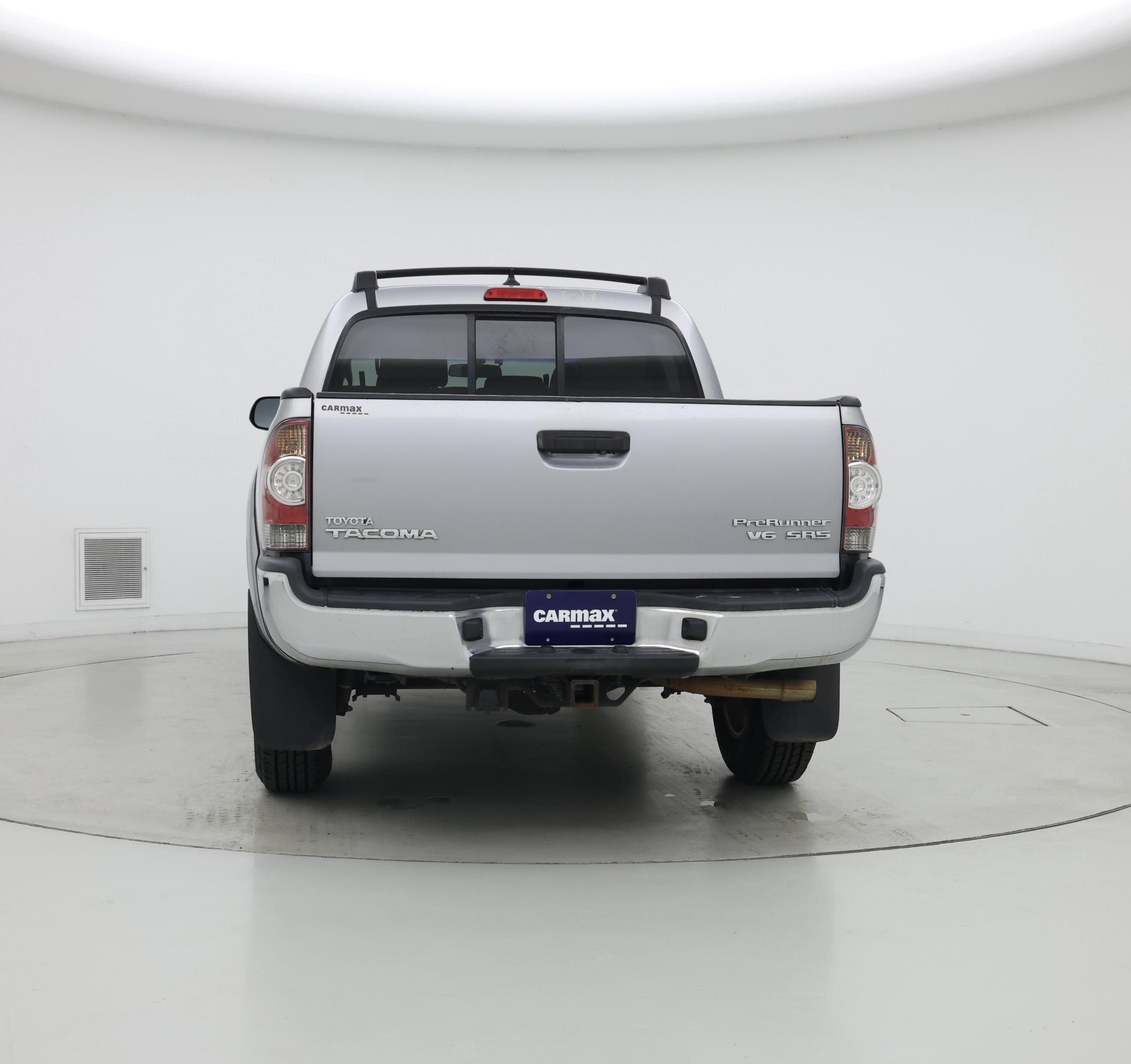 Thumbnail: 2015 Toyota Tacoma - 6