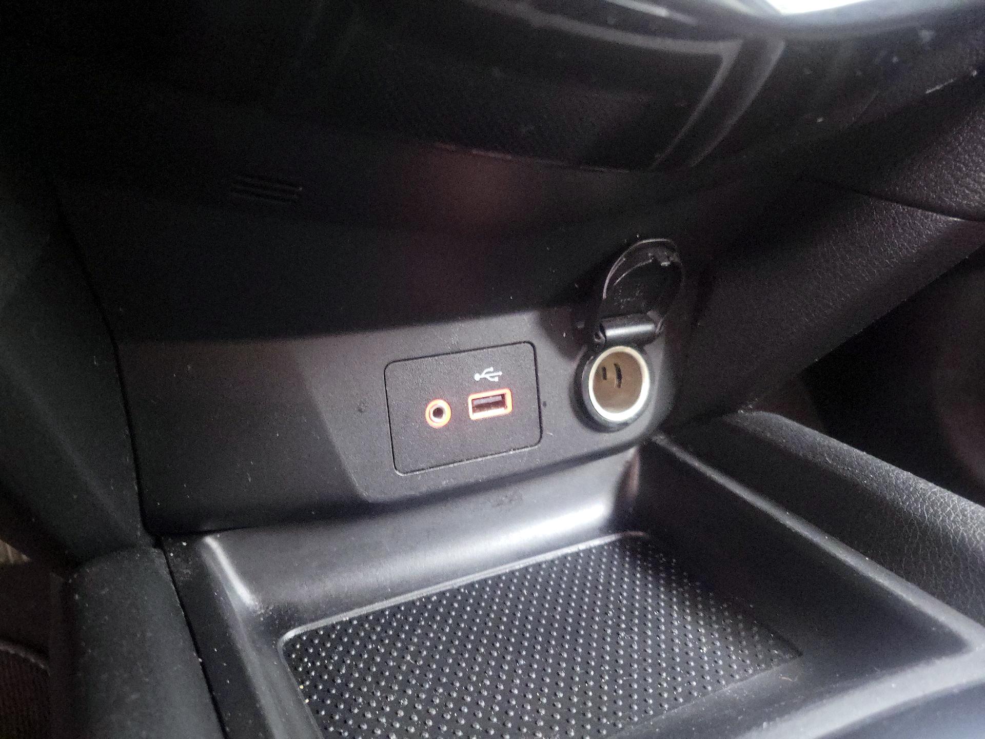 Thumbnail: 2019 Nissan Rogue - 18