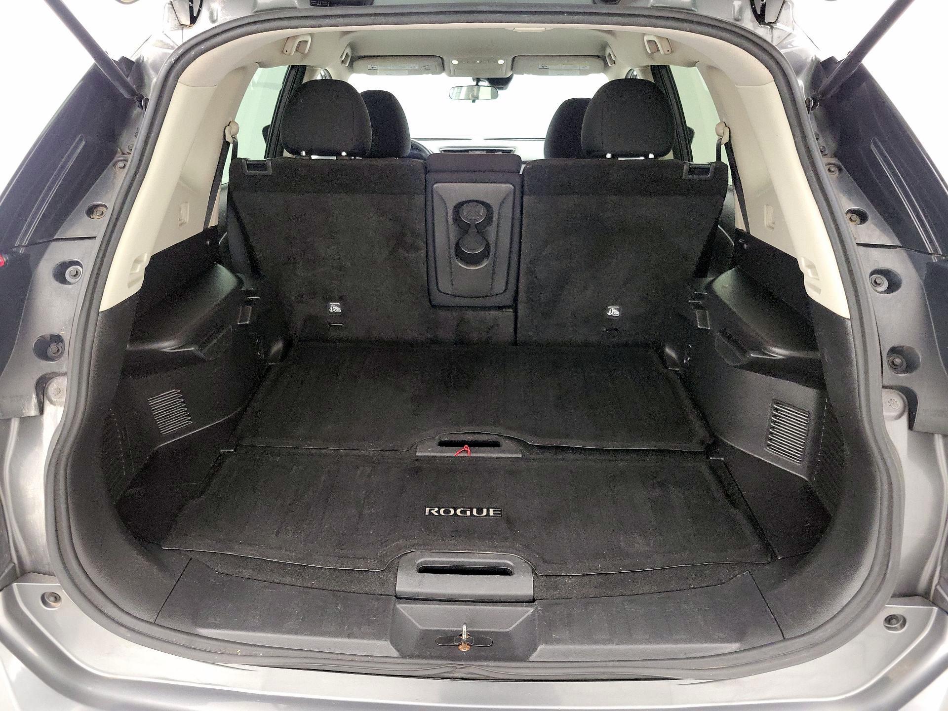 Thumbnail: 2019 Nissan Rogue - 20