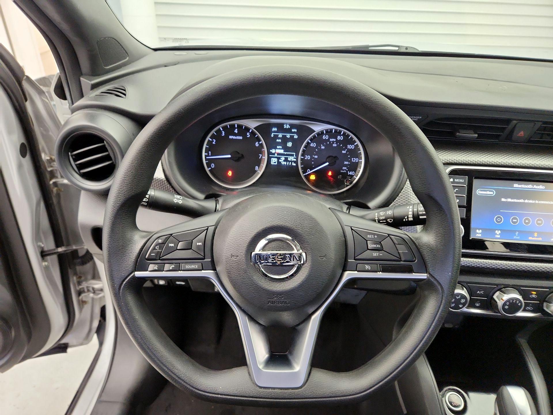 Thumbnail: 2020 Nissan Kicks - 10