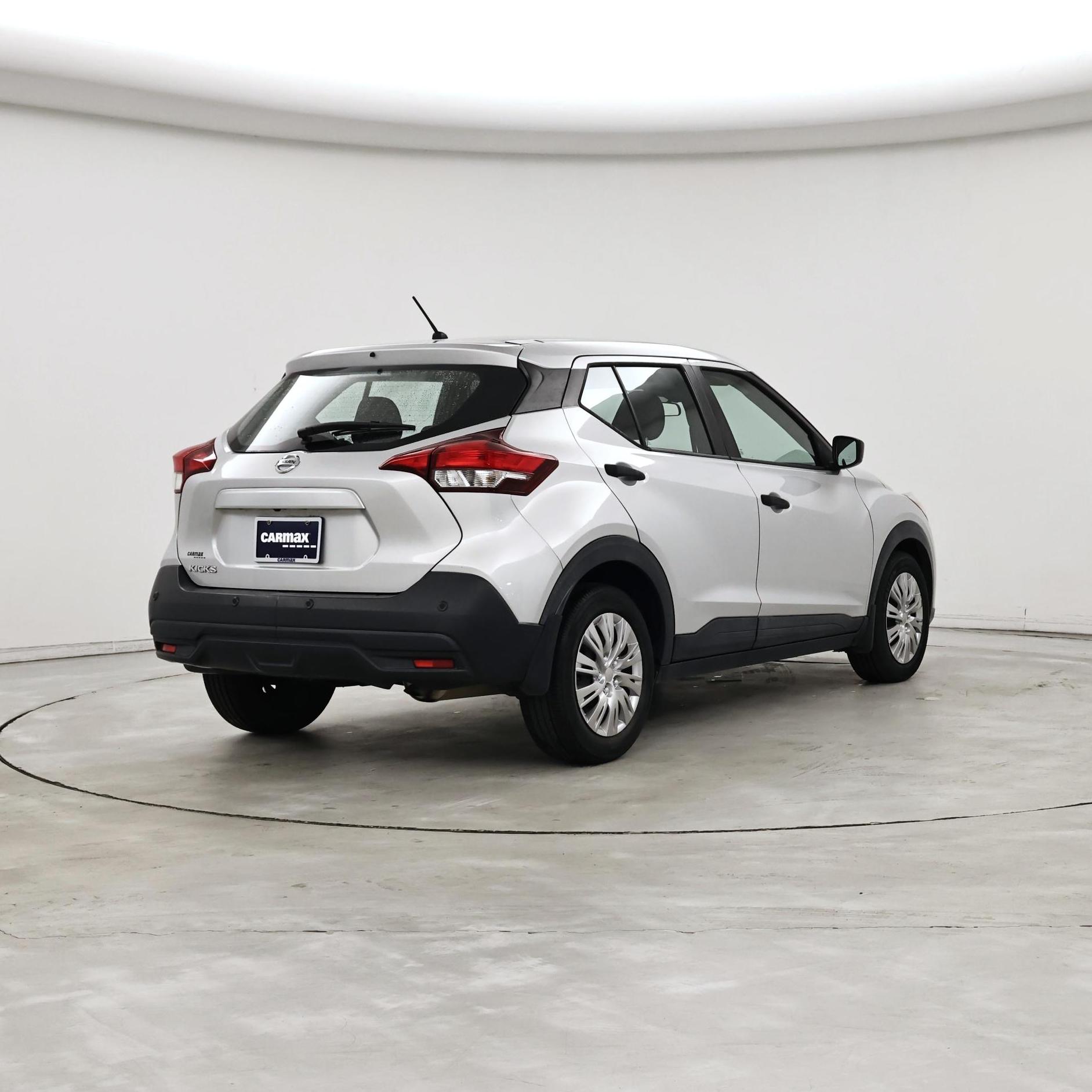 Thumbnail: 2020 Nissan Kicks - 8