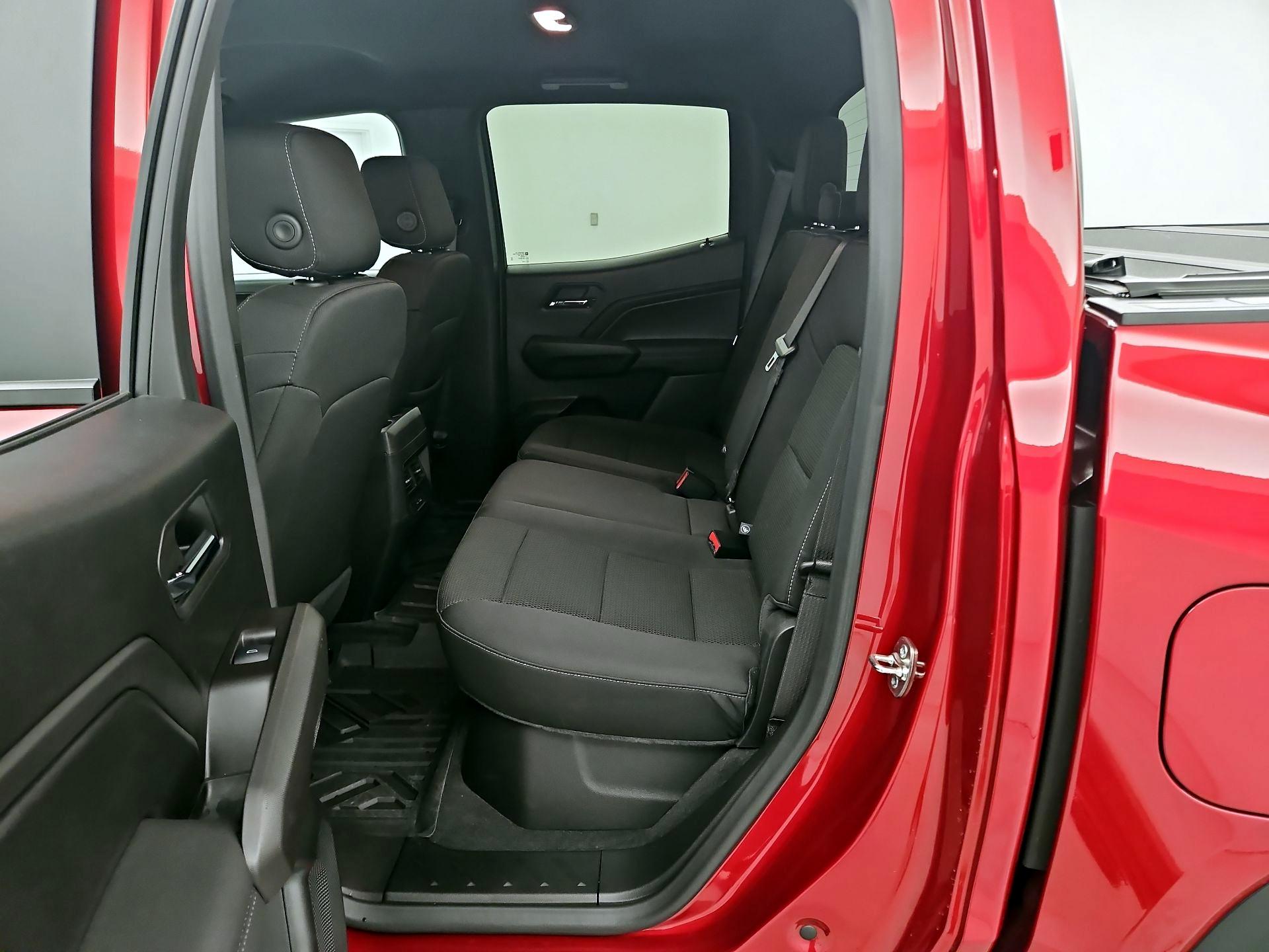 Thumbnail: 2024 GMC Canyon - 19