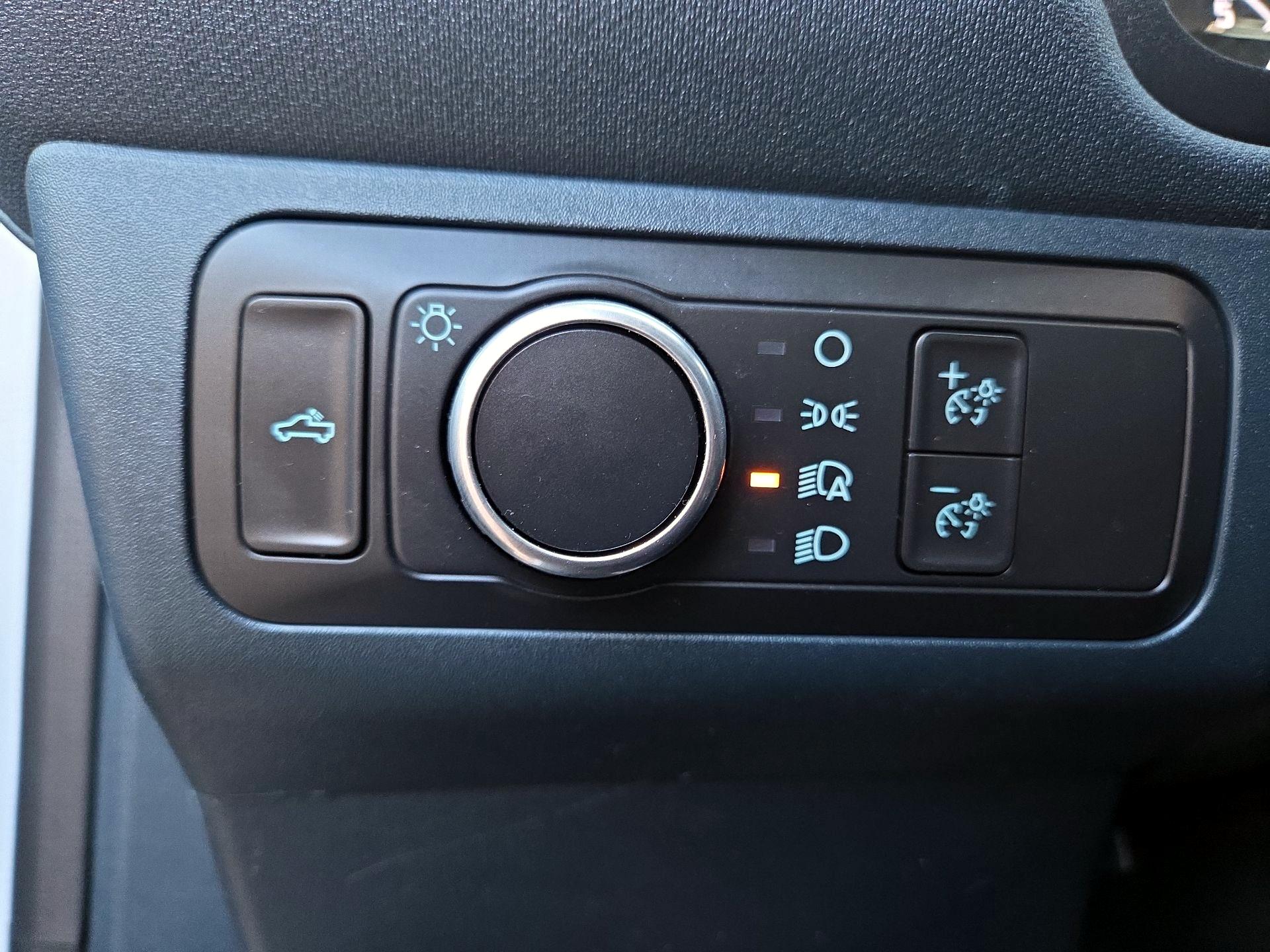 Thumbnail: 2022 Ford Maverick - 11