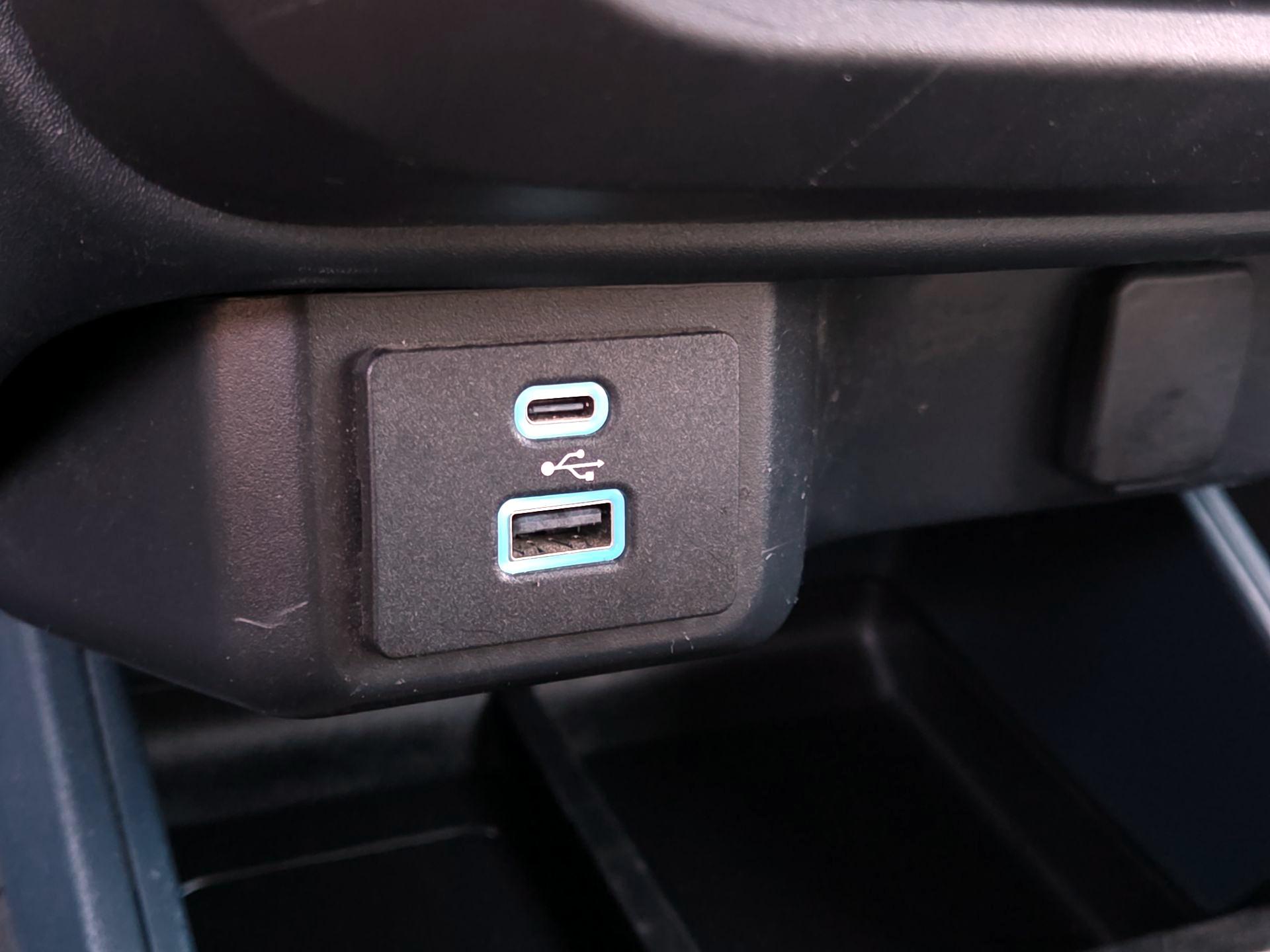 Thumbnail: 2022 Ford Maverick - 16