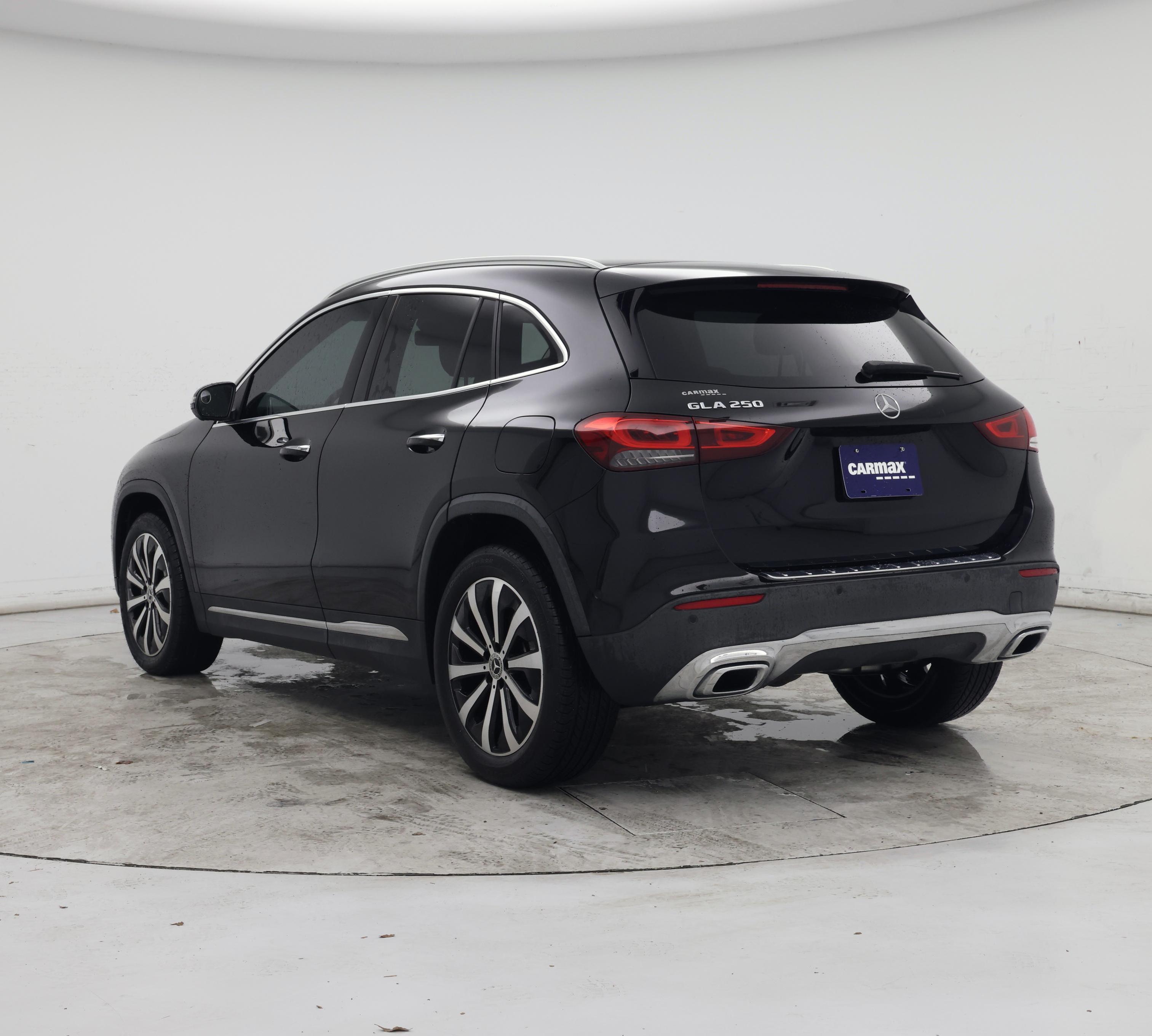 Thumbnail: 2023 Mercedes-Benz GLA - 2