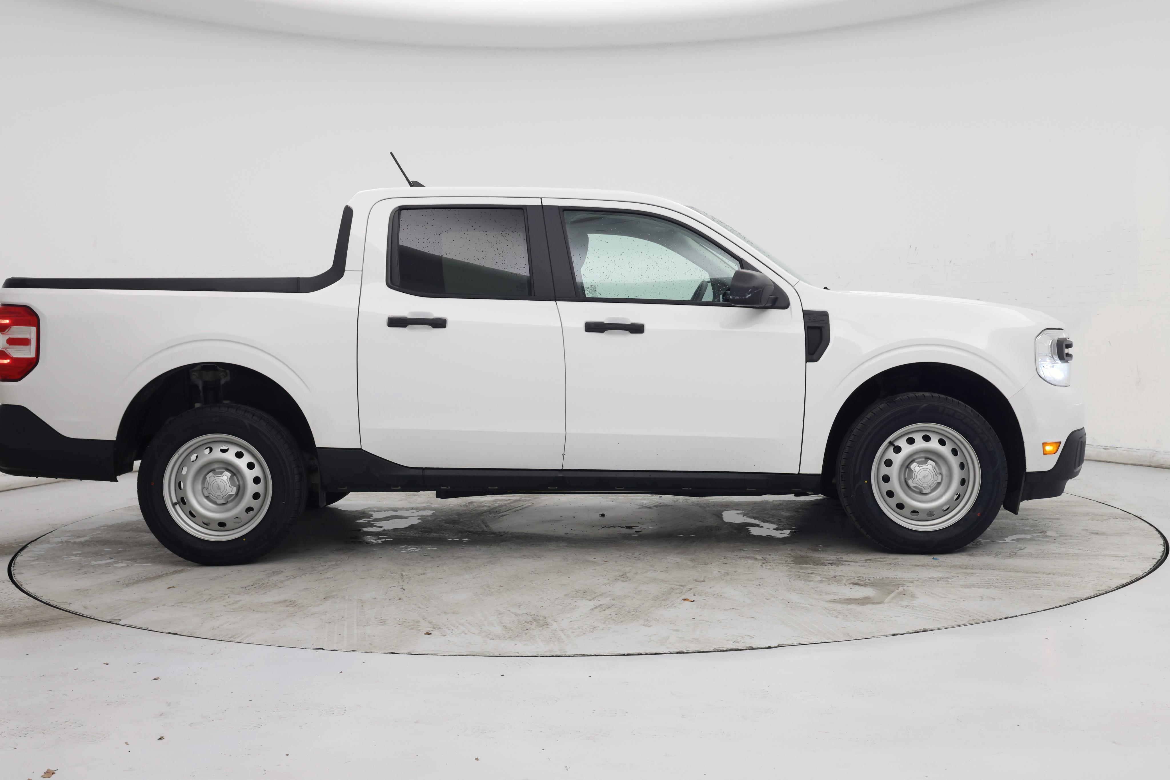 Thumbnail: 2022 Ford Maverick - 7