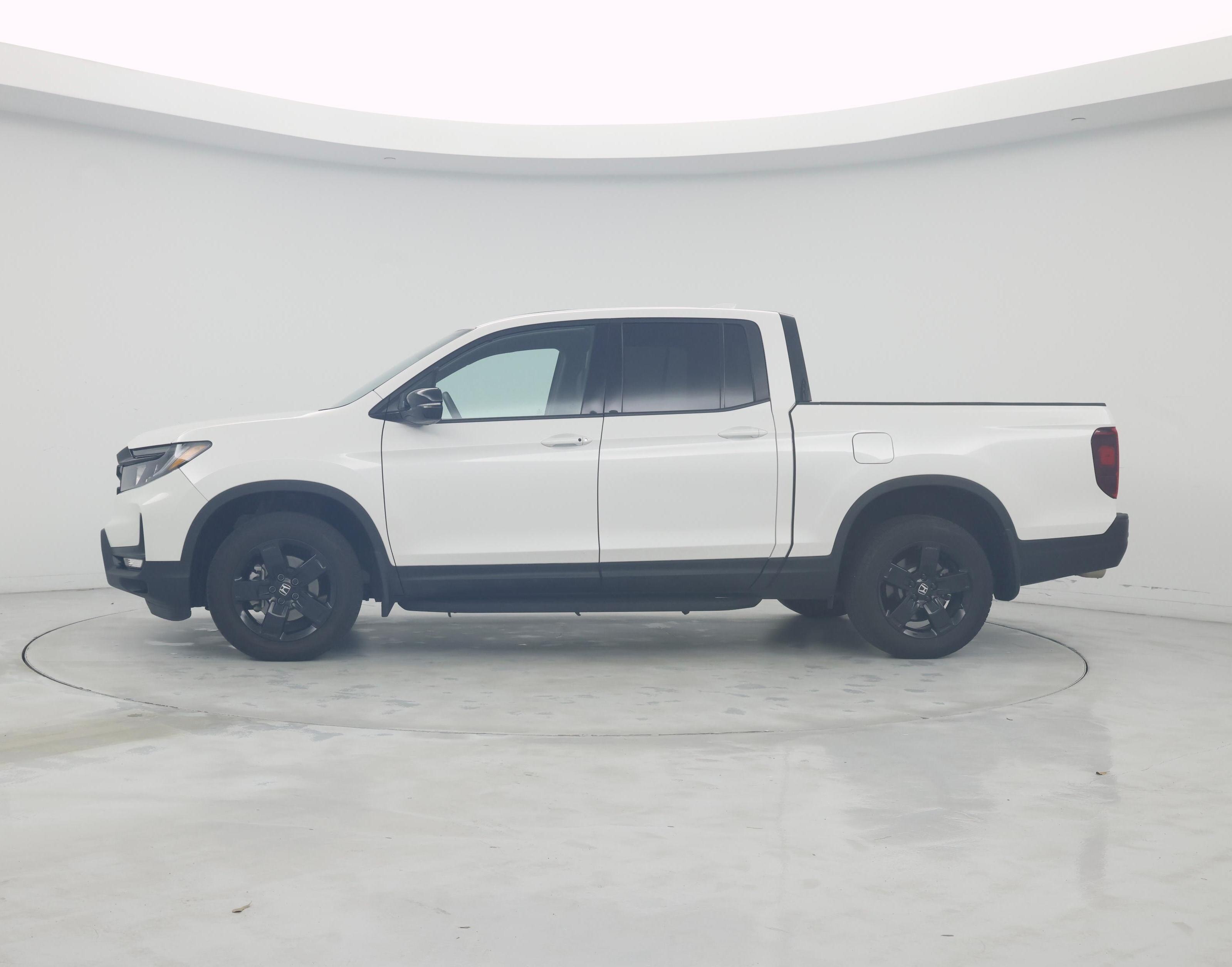 Thumbnail: 2024 Honda Ridgeline - 3