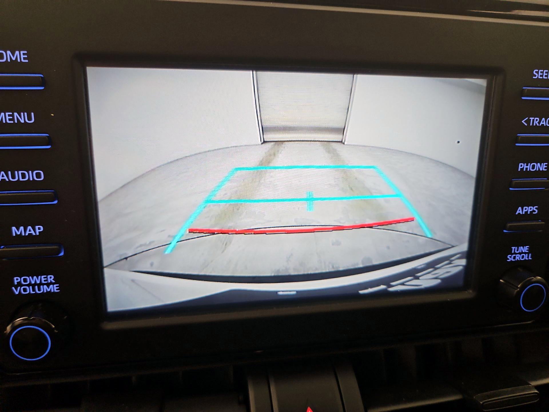 Thumbnail: 2019 Toyota RAV4 - 14