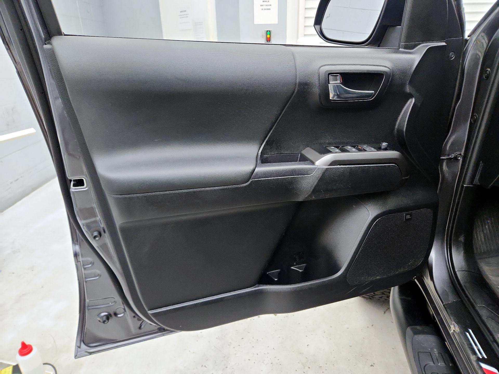 Thumbnail: 2023 Toyota Tacoma - 12