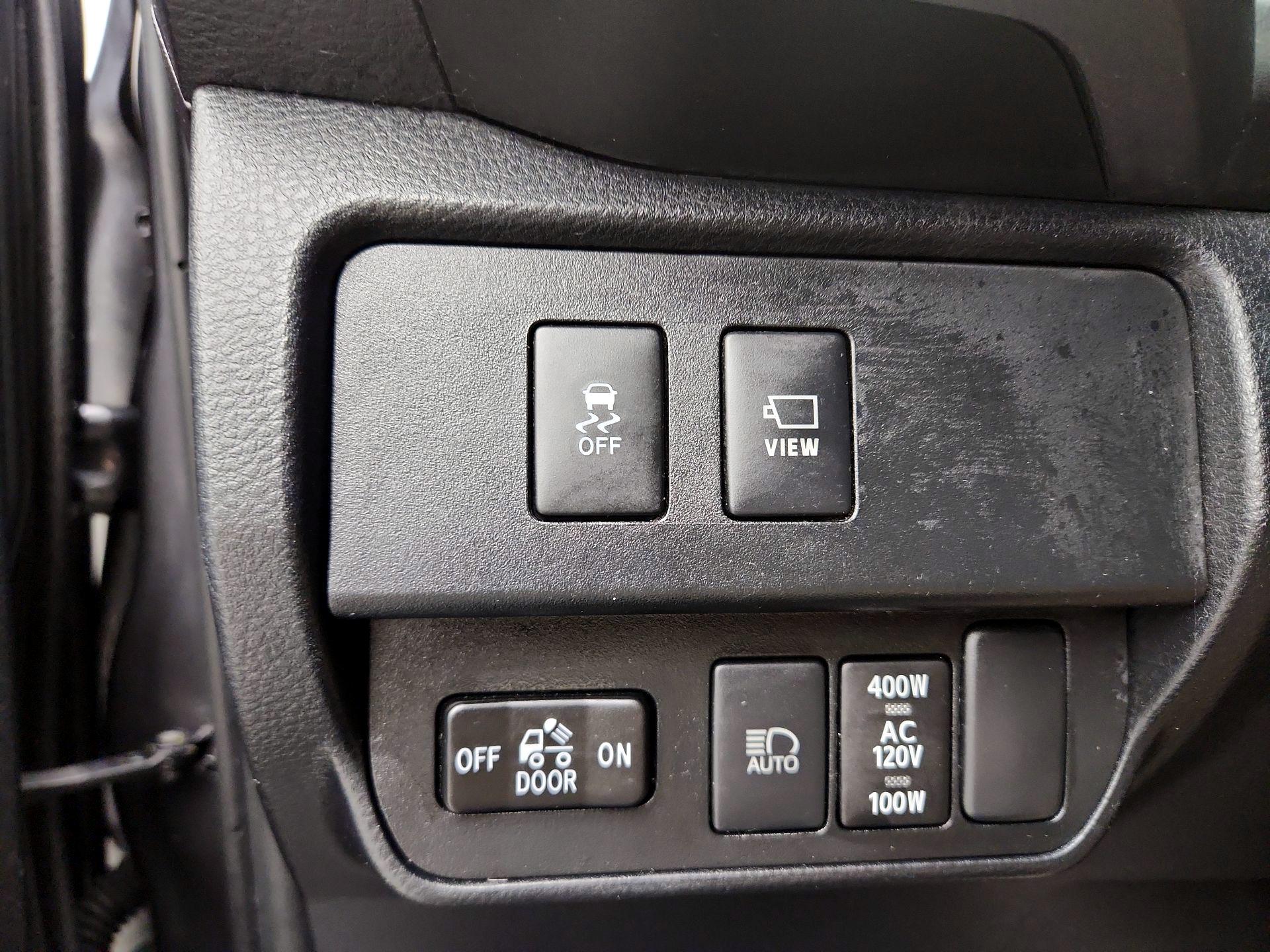 Thumbnail: 2023 Toyota Tacoma - 13