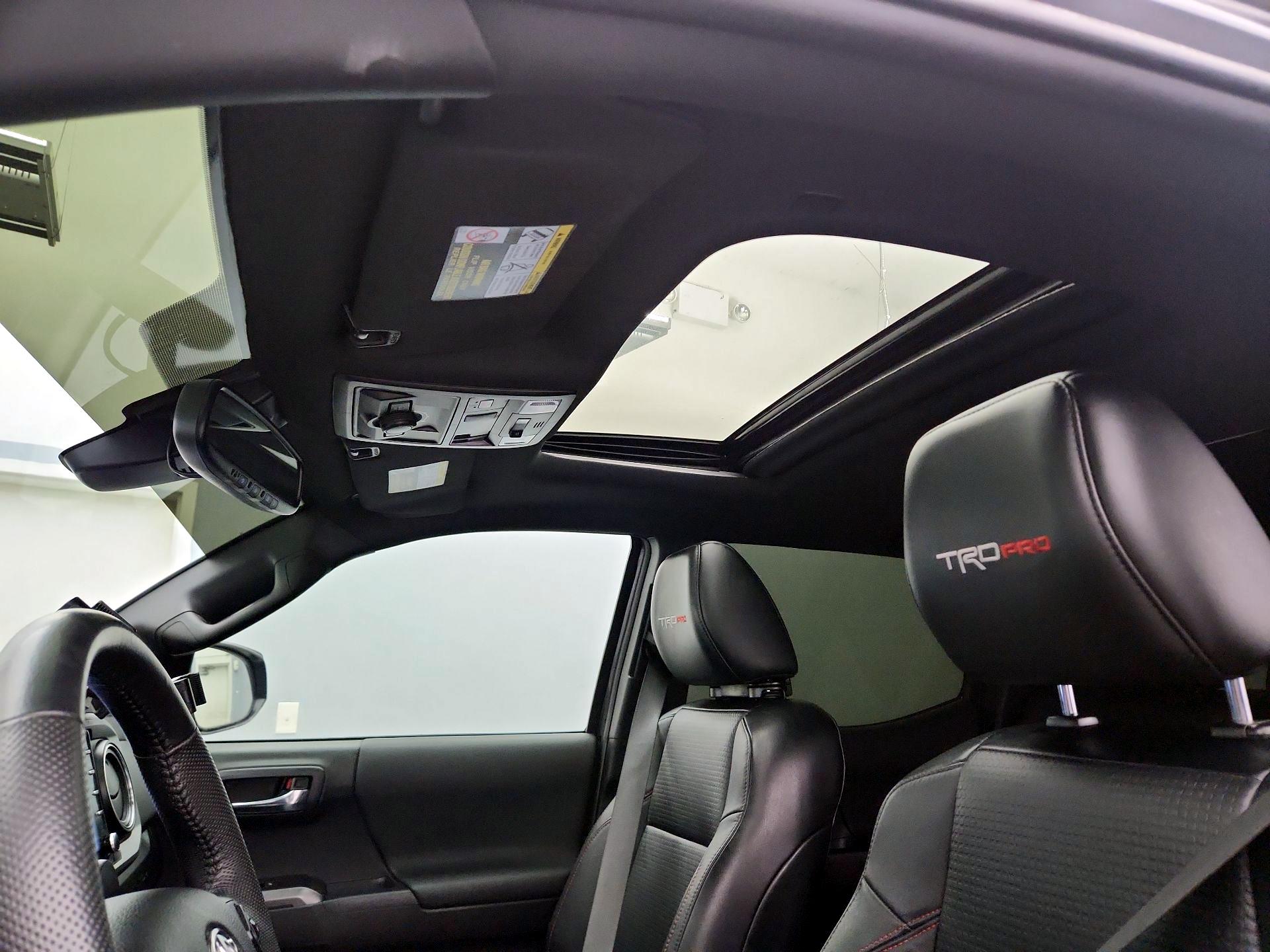 Thumbnail: 2023 Toyota Tacoma - 20